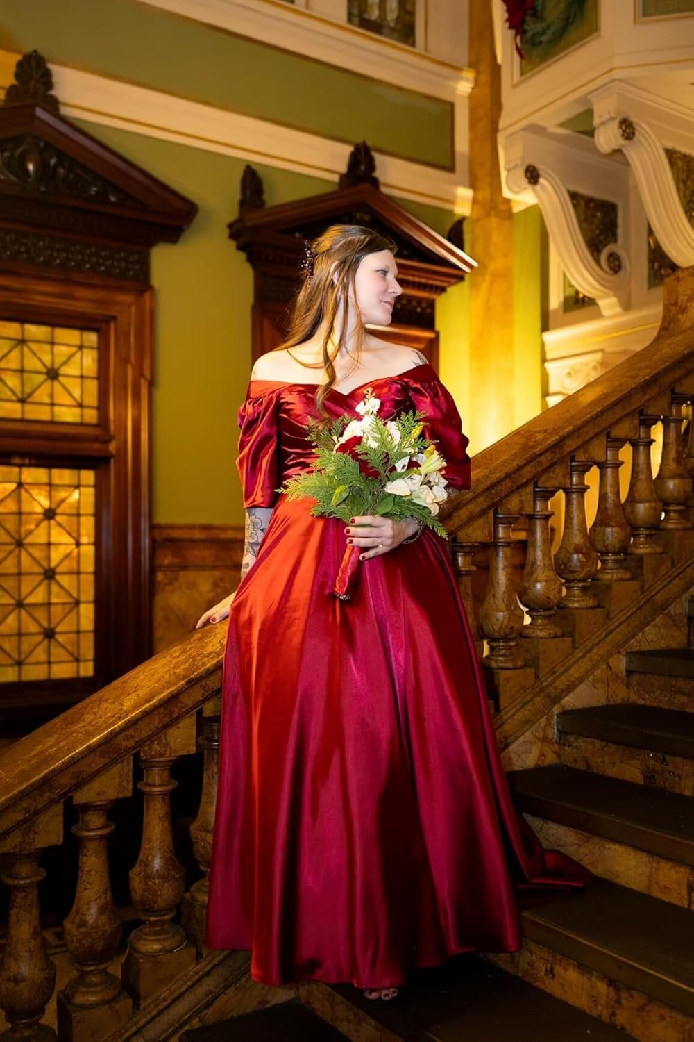 Long Sleeve Satin Bridesmaid Dresses for Women with Pockets V Neck Pleated Formal Evening Gowns