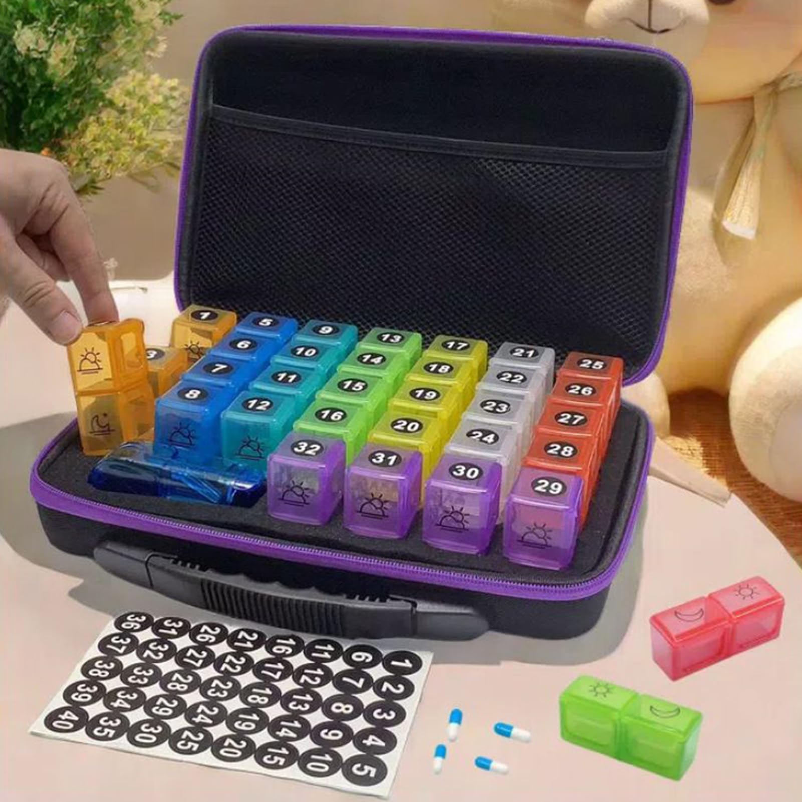 Pilulier Hebdomadaire Distributeur de Médicaments et Compléments, Boîte de | Pilulier Journalier 31 Jours pour Voyages, Sac à Main, Femmes, Hommes, Étudiants,