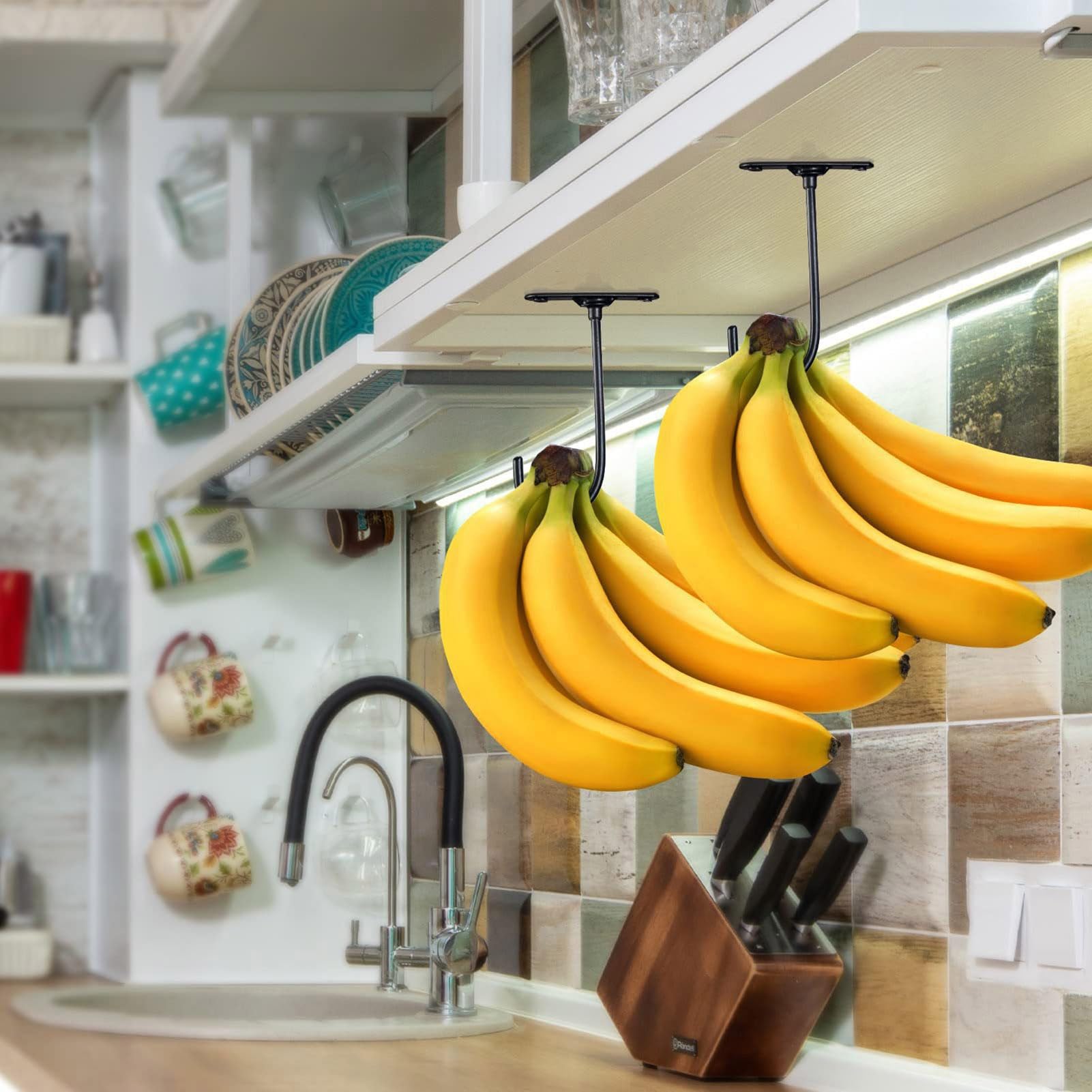 Akcesoria do przechowywania bananów metalowy haczyk bananowy samoprzylepny metalowy wieszak na banany hak do przechowywania pod szafką odporny na rdzę solidny organizer na owoce czarny