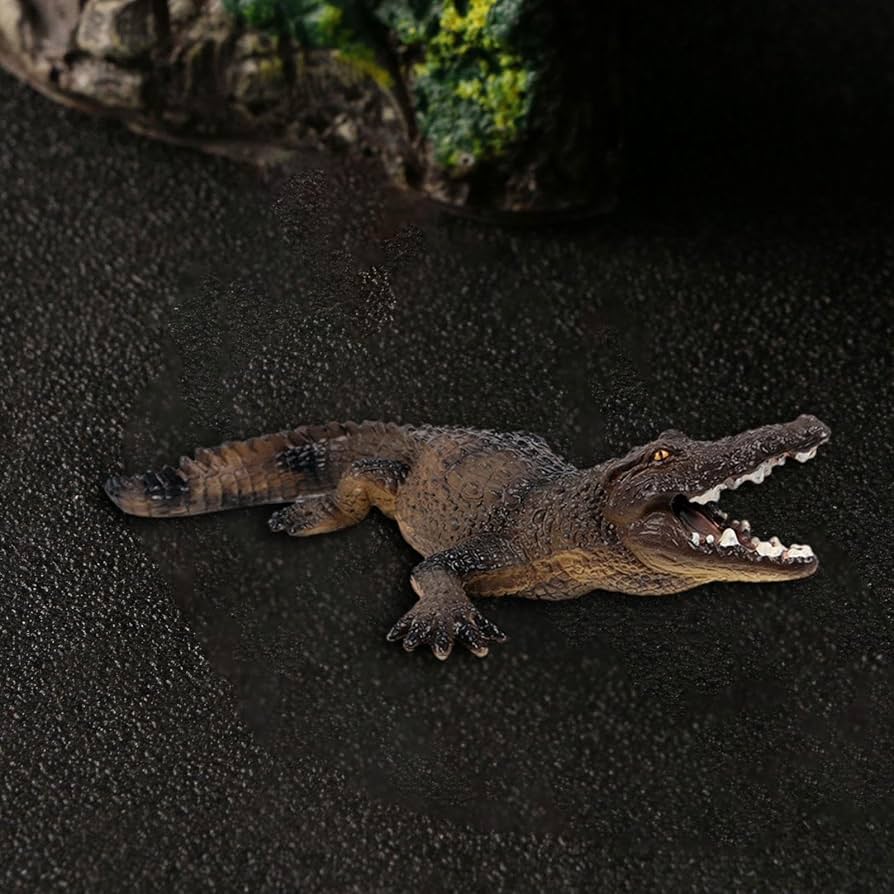 ワニ ゴム製フィギュア Made in Hong Kong ワニ ゴム製フィギュア Made in Hong Kong