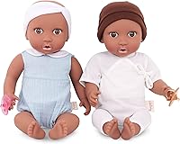 Vista 13 de LullaBaby Muñecas gemelas realistas de 14 pulgadas - Tonos de piel claros y ojos azules - Cuerpos suaves y trajes extraíbles - Sombrero, diadema