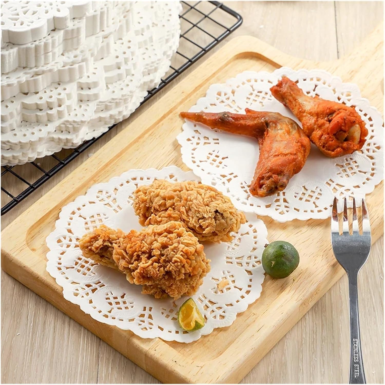 Paper Doilies 200pc Bakeware for Plates Paper Doilies White Round Shape Lace Cake Mat Coaster Placemat Design Birthday Wedding Gift Table Oilpaper(8.5 inch)