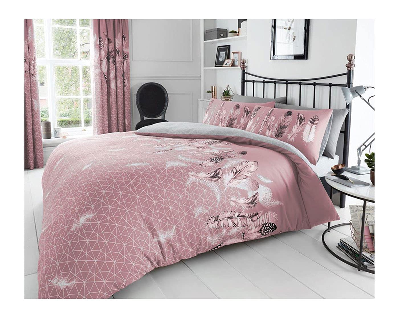 Lions Duvet Covers Double Bed - Pink Feathers Bedding with Matching Pillowcase, Ultra Soft Printed Quilt Covers, Poly Cotton, Machine Washable, 200x200cm