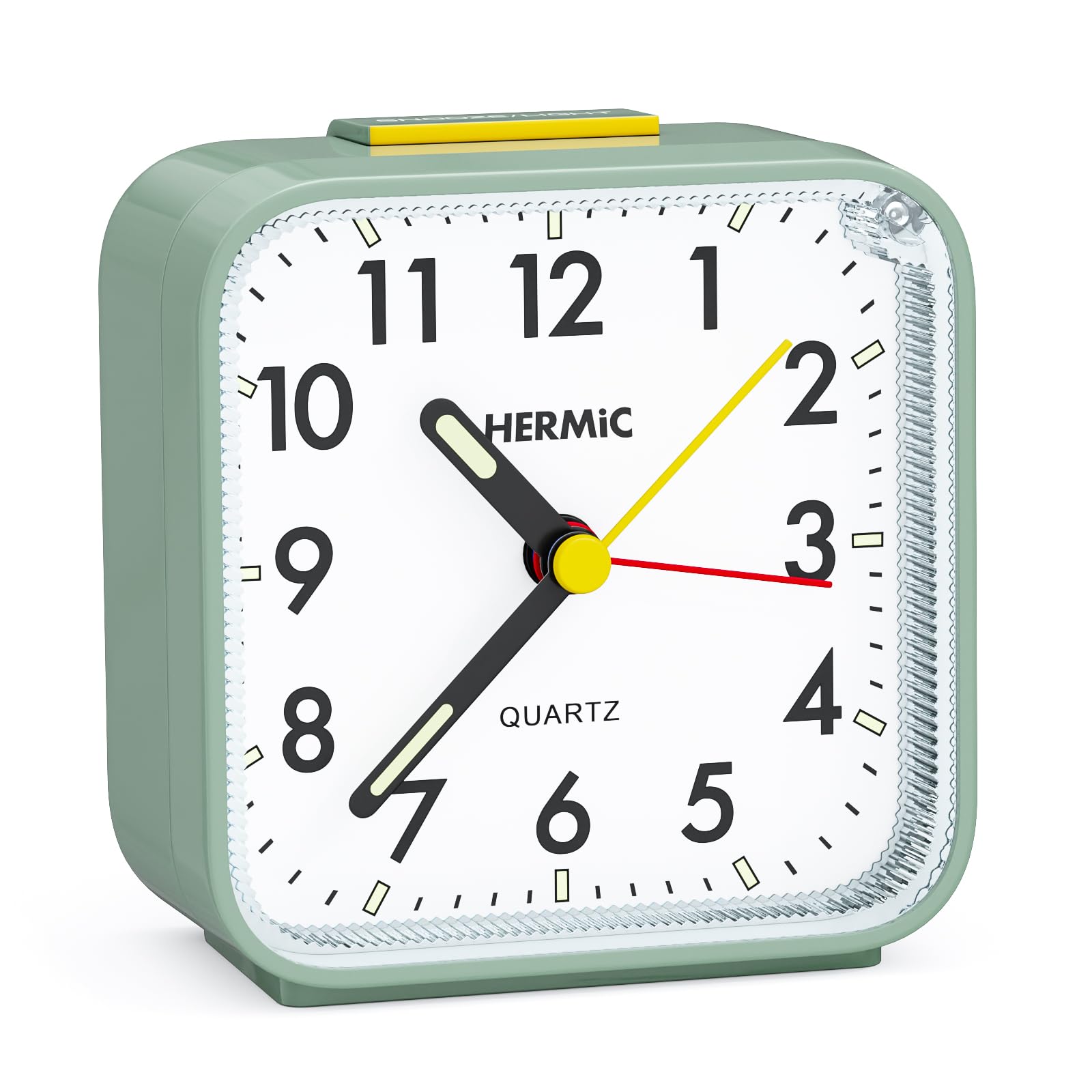 HERMIC Alarm Clocks Bedside Silent Non Ticking Battery Powered Travel Small Analogue Clock with Light Snooze Luminous Pointer for Heavy Sleepers Bedroom Office [Energy Class A+++]