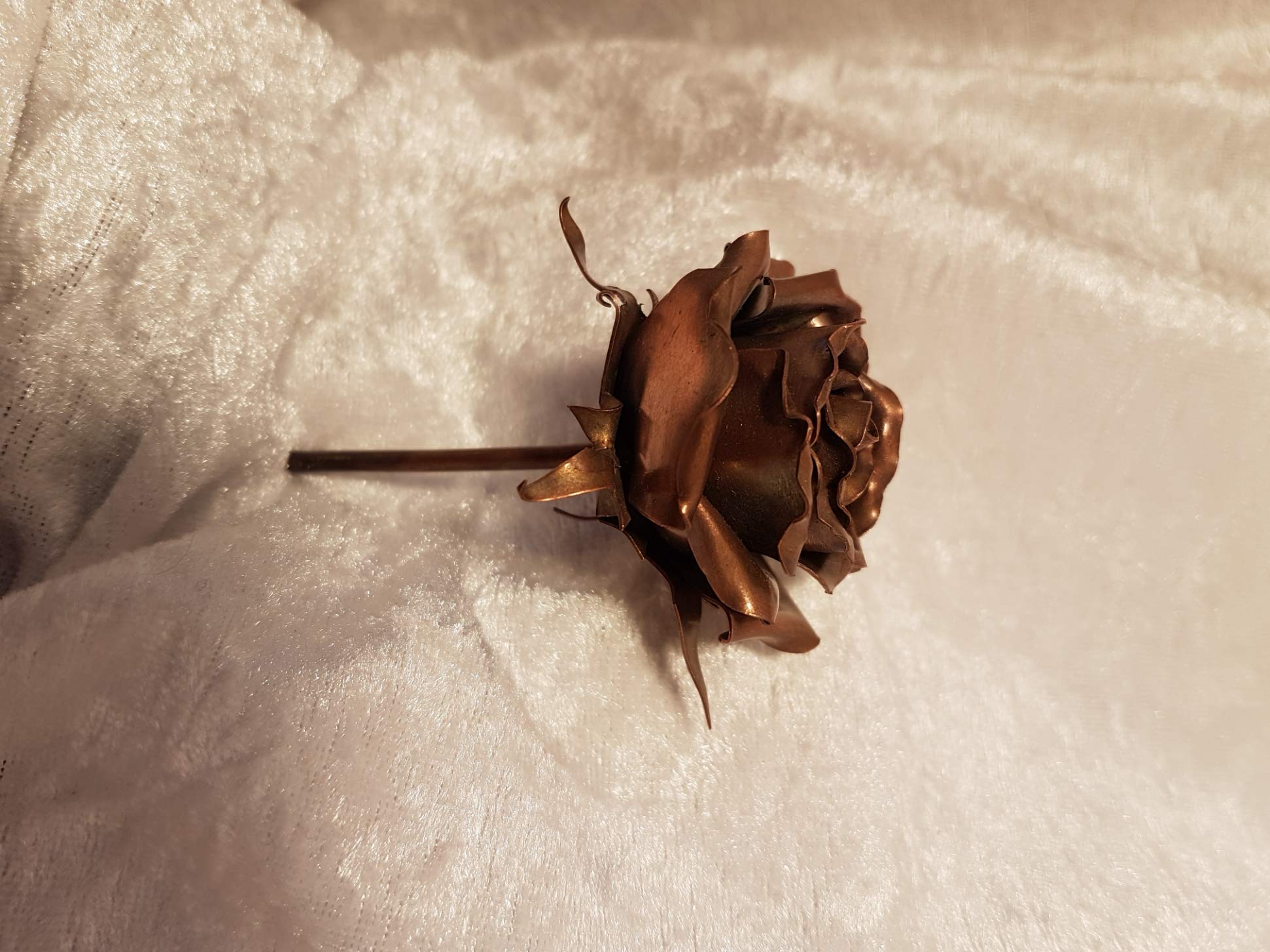 Rose aus Kupfer, Kupferrose ohne Stiel, Kunsthandwerk