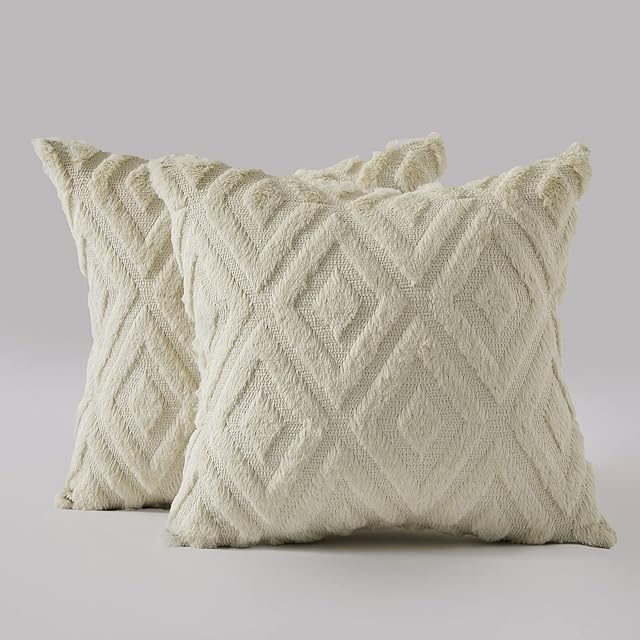 Topfinel Pack of 2 Cushion Covers 40cm x 40cm Faux Wool Decorative Cream Throw Pillow case Bed Ultra Soft Throw Pillow case Boho Velvet Plain Sofa Fluffy Cushion Covers 16x16 for Bedroom Livingroom
