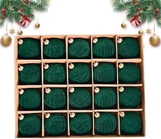 フェスティバルホリデー用のクリスマスボールの飾り