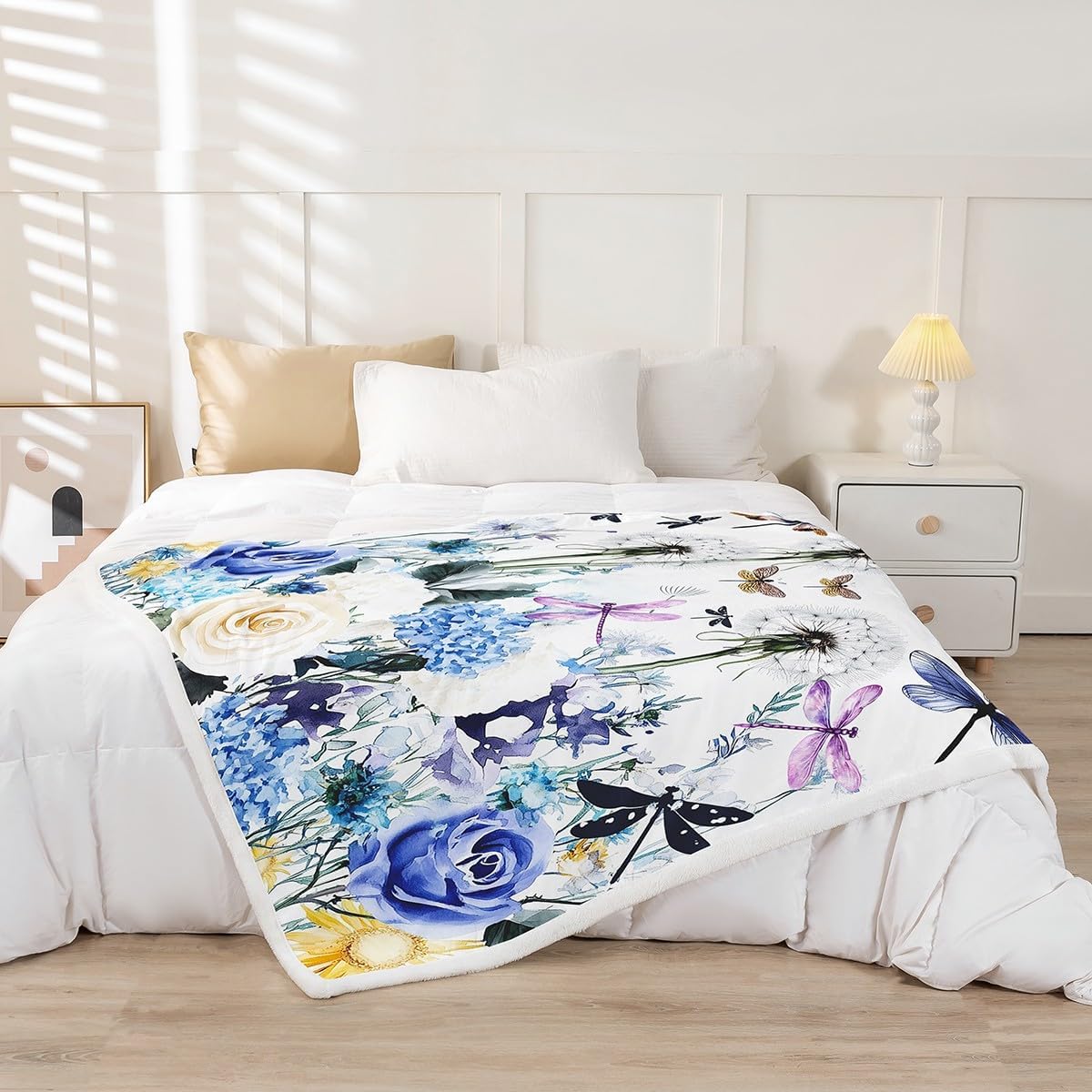 Dragonfly Gifts for Women,Dandelion Fleece Blanket Colorful Butterfly Dragonflies Blanket for Lady Girls,Flowers Throw Blanket Botanical Bed Blanket Rustic Aesthetic Animal Room Decor 50"x60"