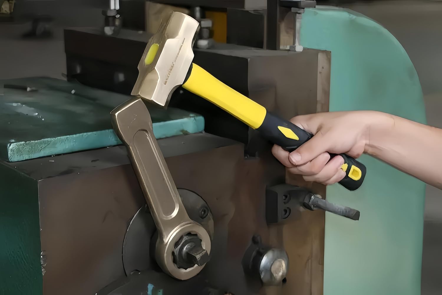 Unifizz Alloy Steel Slogging Ring Spanner 41mm Straight Percussion Wrench Torx Wrench, Box End Striking Spanner, Black 1pcs