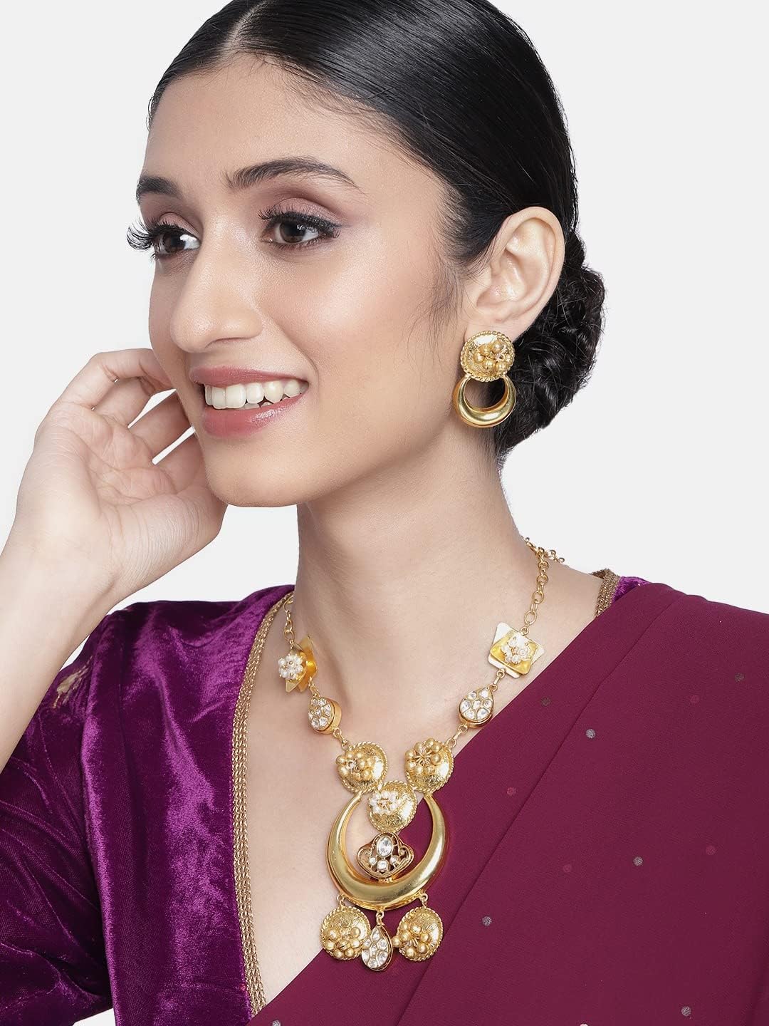 I Jewels 18k Gold Plated Indian Wedding Bollywood Antique Long Necklace Jewellery Set with Earrings for Women (MC090-96FL)
