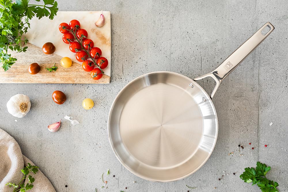 BRA Sarten Acero Inoxidable Signature 26 Cm Induccion | Sartén grande de acero inoxidable para cocinas de inducción y otras fuentes de calor con base de difusor triple de 5,3 mm.