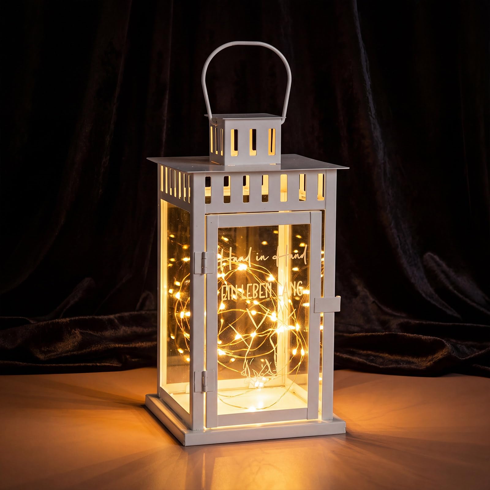 BBTO Hochzeitslaterne Metallgravur Dekorative mit 2 m LED Lichtern Laternen für Den Außenbereich Tischdekoration Jubiläumsgeschenk Hochzeitsgesellschaft(Hand in Hand)