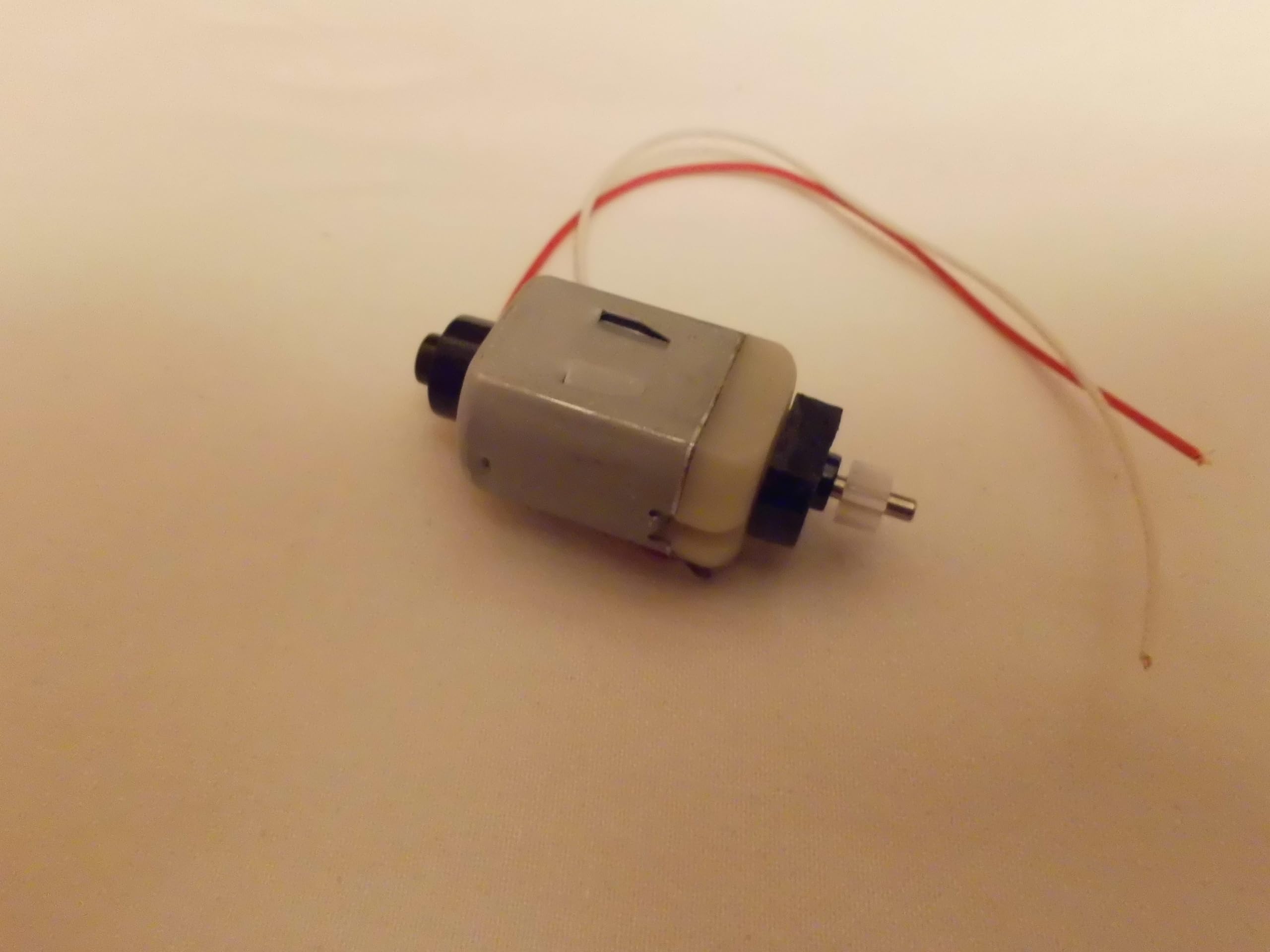 SSC Slot Car In-Line Car Motor with Johnson Mounts 22000 RPM Compatible for Scalextric Slot Car Models, Spares, DIY Toy Part Accessories