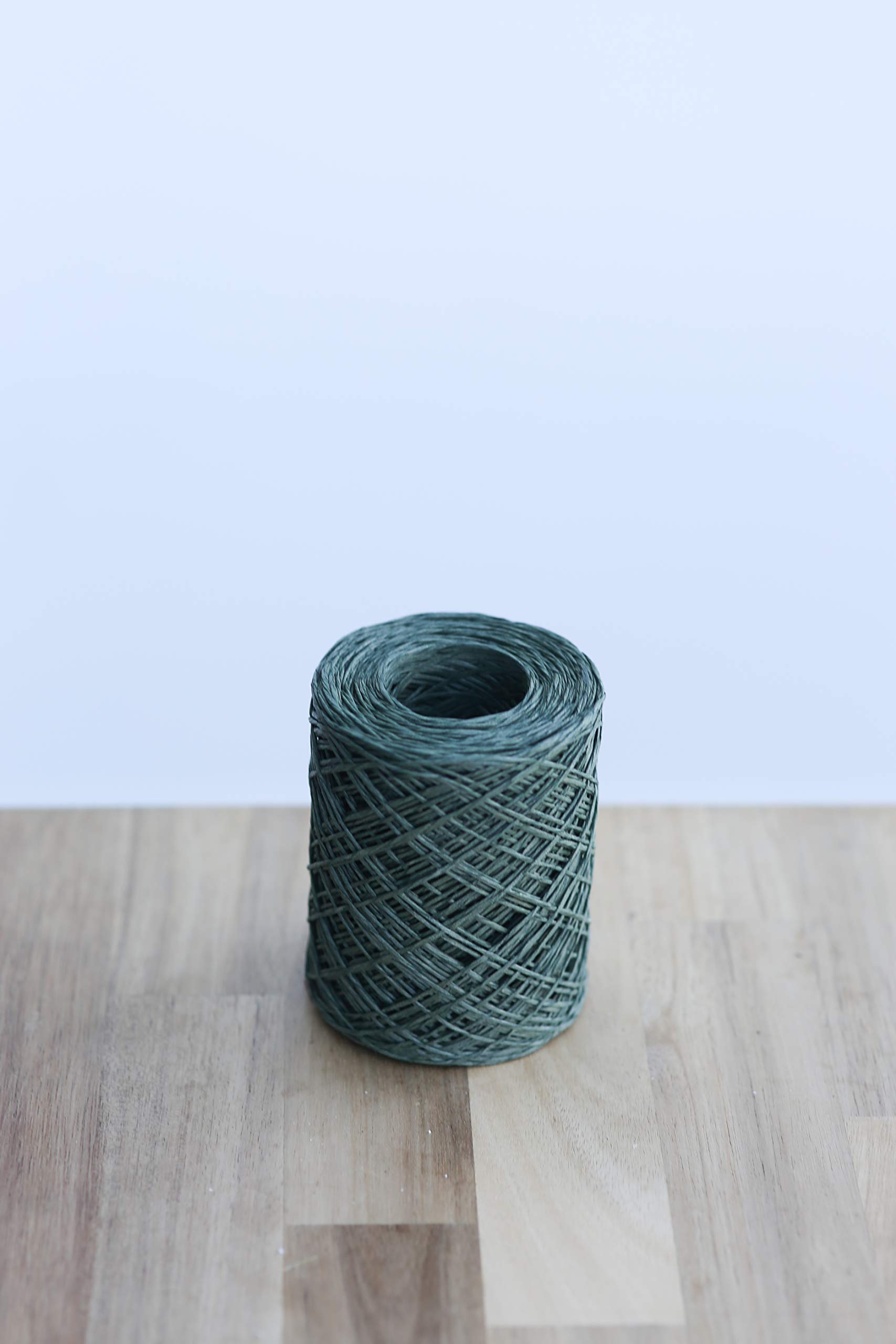 Green Coloured Bindwire Paper Covered Wire Roll 205 Metres by Smithers Oasis