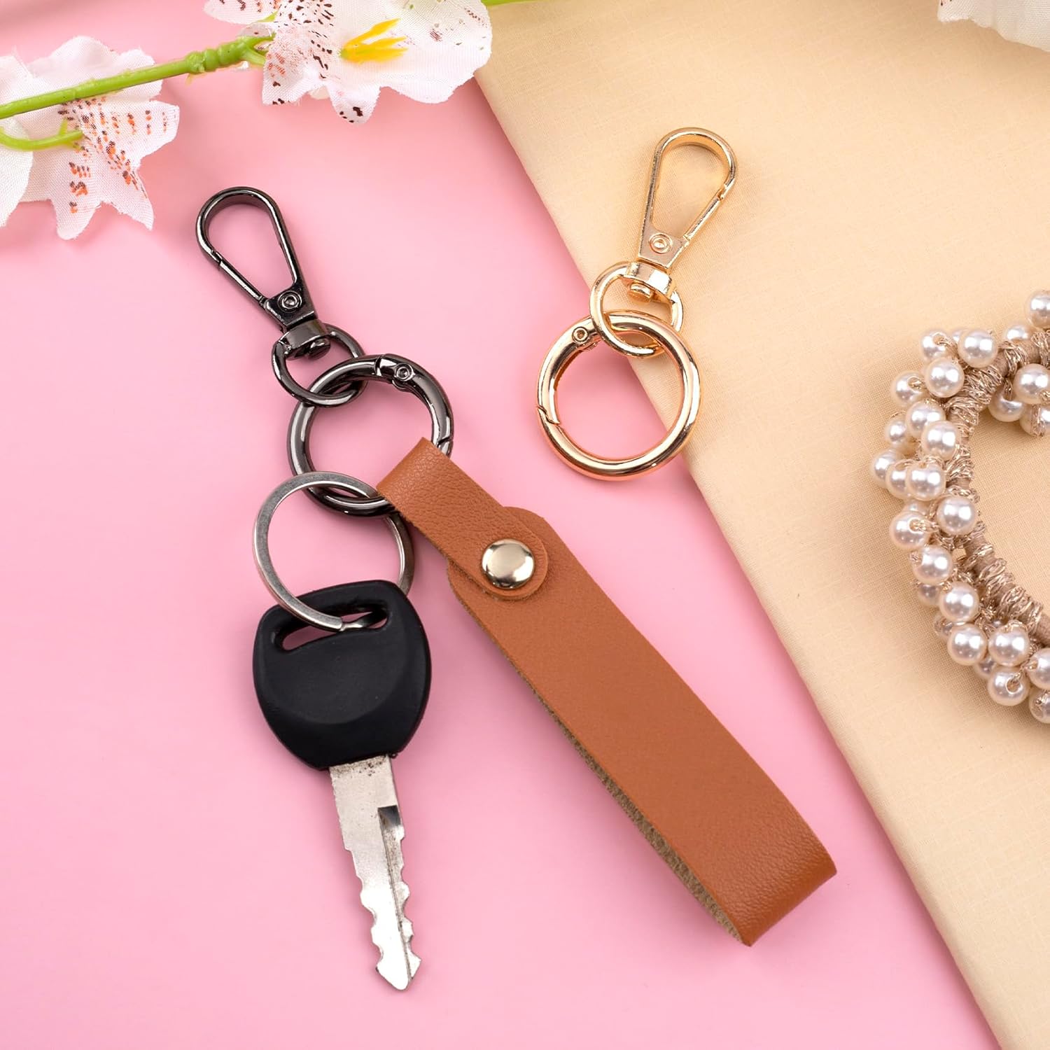 OIIKI 2 Sets Swivel Clasp Clips, Metal Swivel Snap Hook, Double Opening Key Chain Clip with Key Ring for DIY Crafts, Jewelry Clasps, Lanyard Making - Black, Gold - Image 6