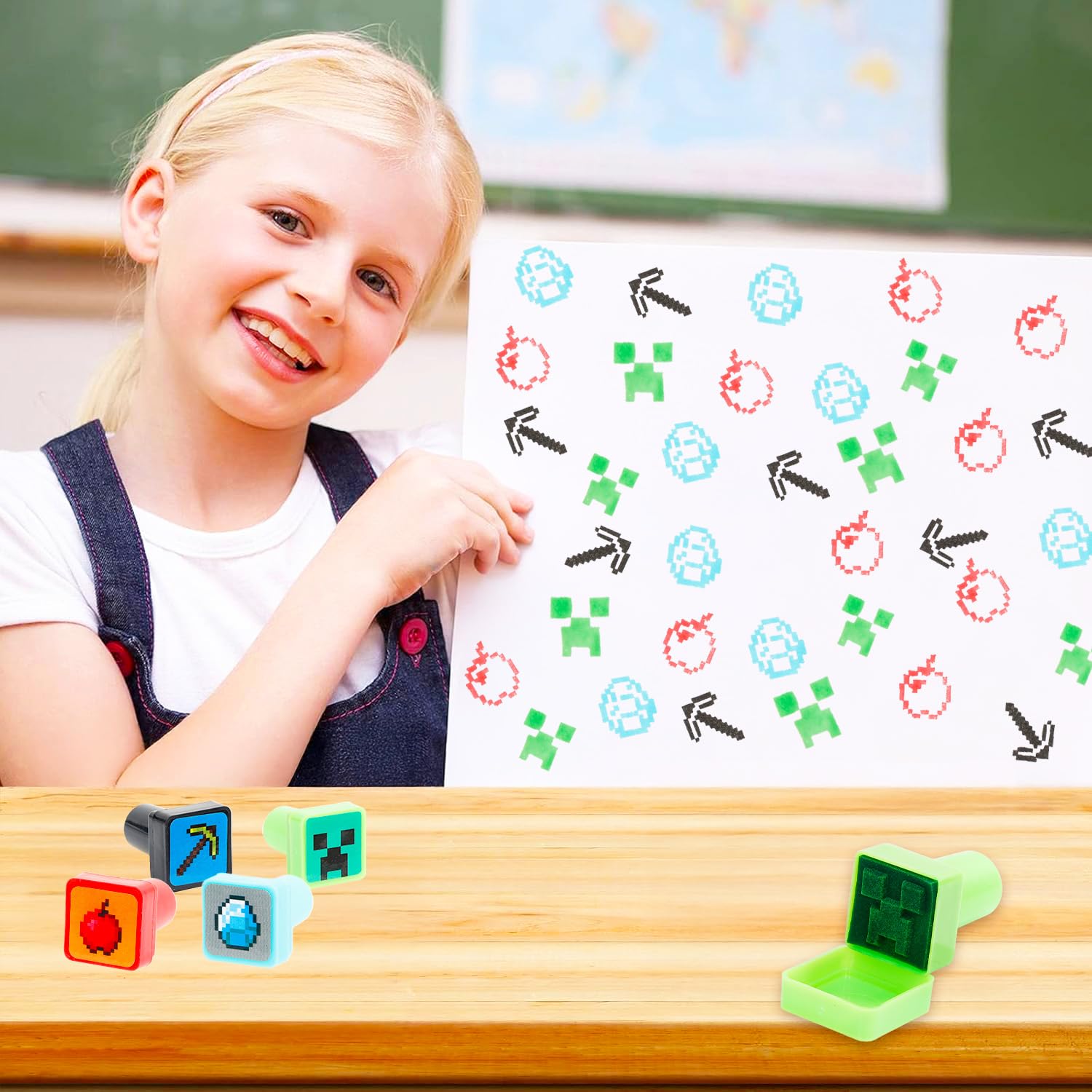 Bulk Minecraft Stampers Arts and Crafts Party Favors - Set di 24 timbri autoinchiostranti con divertenti disegni Minecraft per decorazioni per feste di compleanno, sacchetti per dolcetti, riempitivi