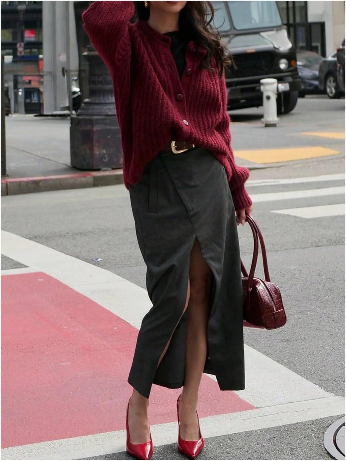 SHENHE Women's Chunky Knit Cardigan Button Down Crew Neck Lightweight Knit Sweater Jacket - Image 5