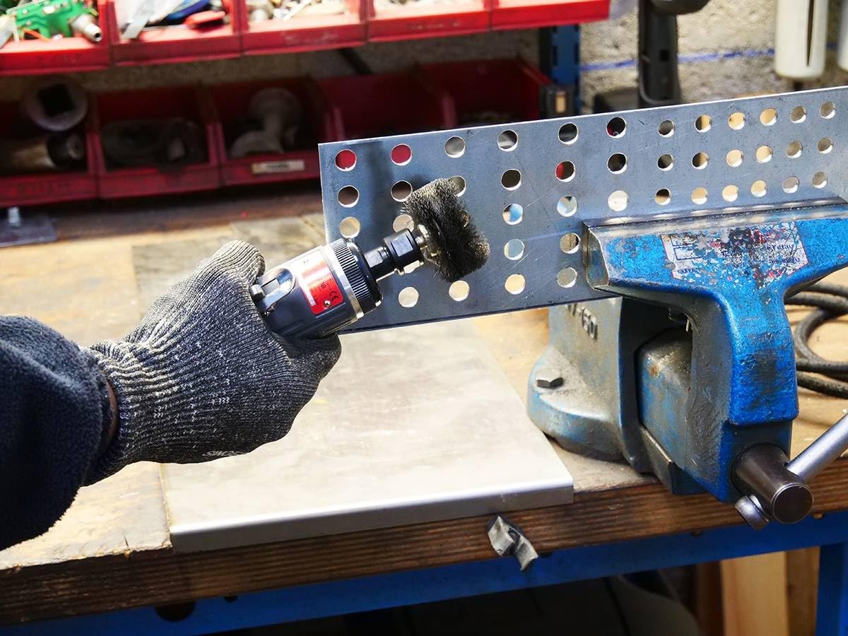 Meuleuse droite pneumatique avec régulateur incorporé, haute qualité professionnelle, outil pneumatique avec pince 6mm et échappement arrière, grand confort d'utilisation, 25 000 tour/min