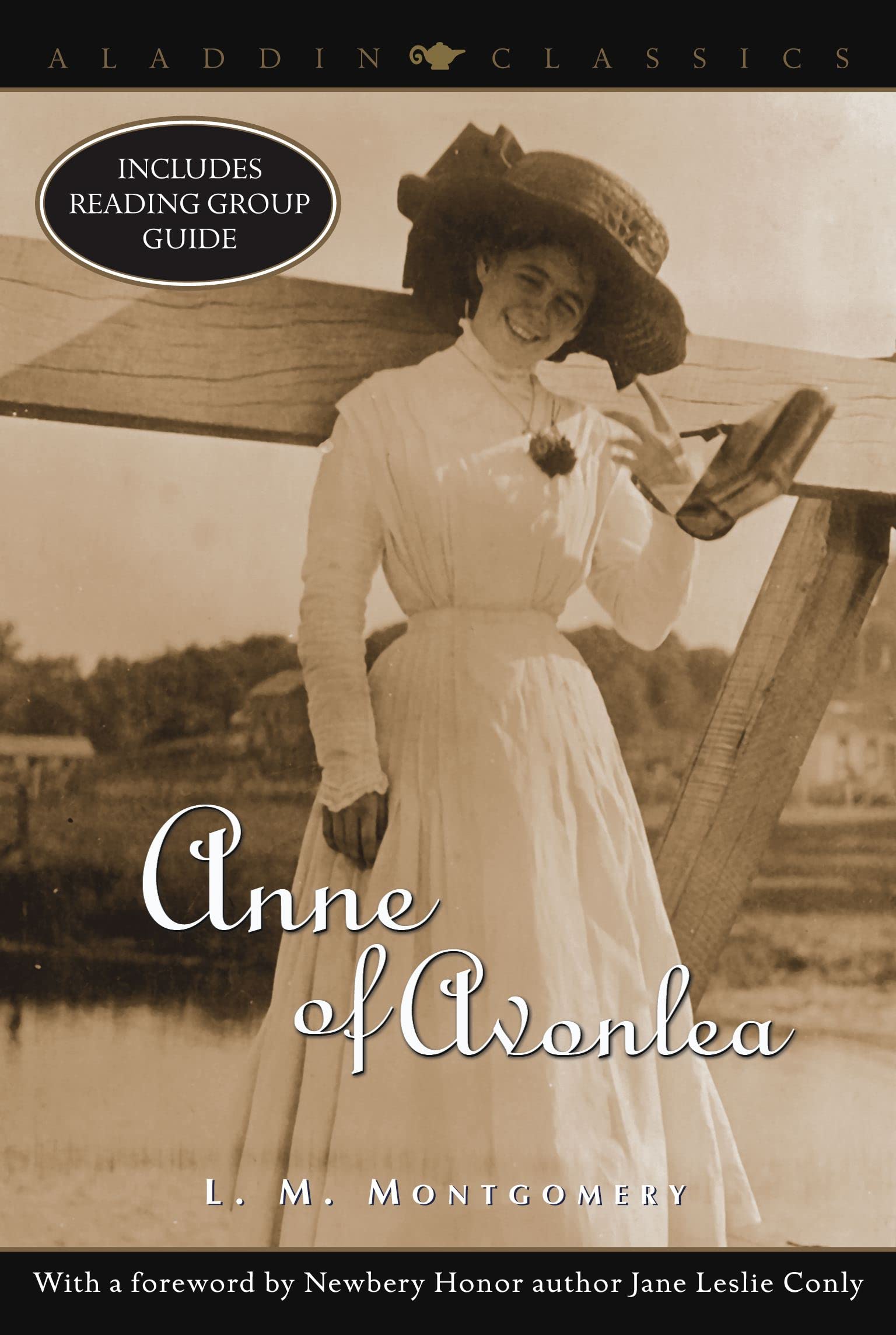 Anne of Avonlea (Aladdin Classics)