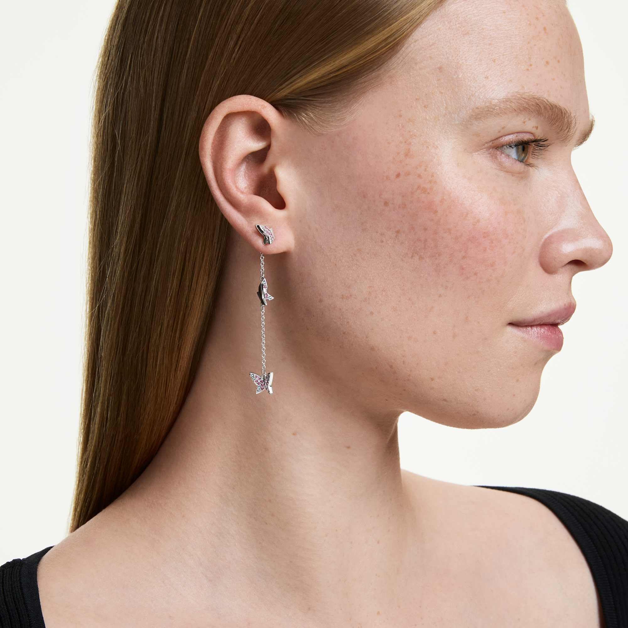 Swarovski Idyllia Ohrringe, Rundschliff, Schmetterling, Lila, Rhodiniert