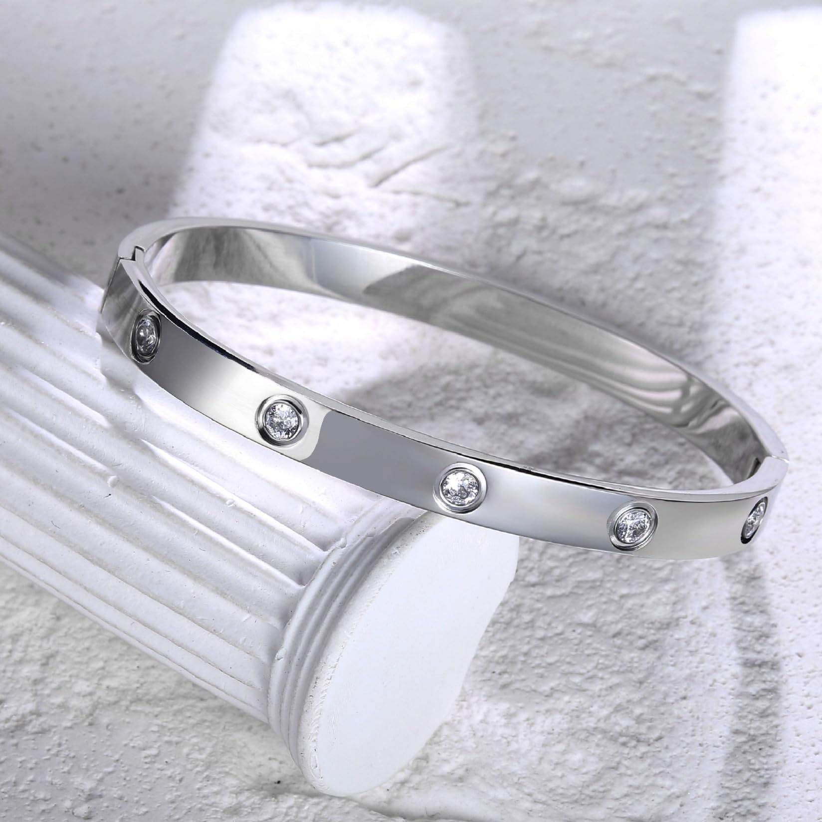 Harlorki Shiny Silver Round Buckle Personalized Stainless Steel Cubic Zirconia Rhinestone Charm Open Bangle Cuff Bracelet for Men Women Fashion Jewelry