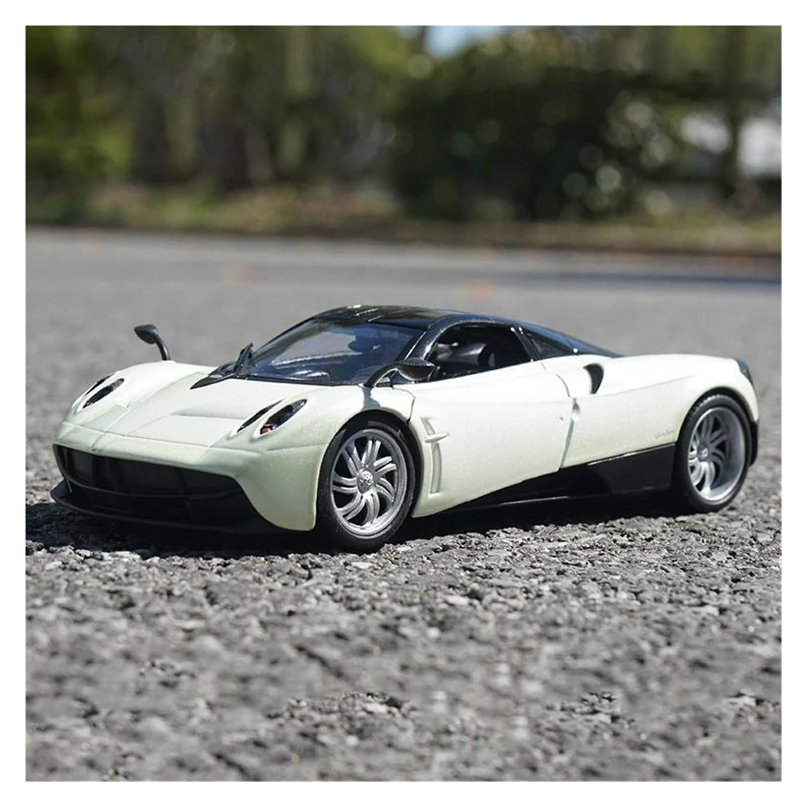 MOCALUX Scale Die-Cast Model Car For PAGANI For HUAYRA Diecast Model Car