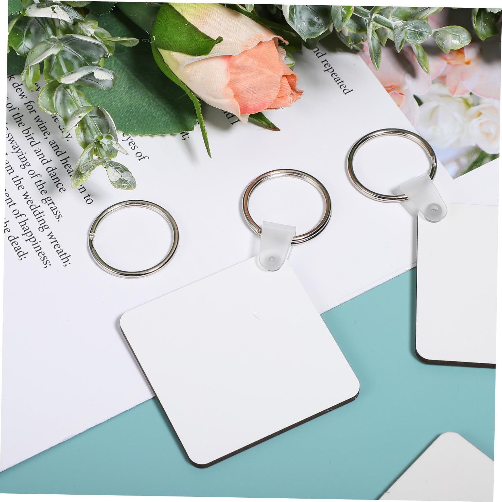 POPETPOP Llaveros Cuadrados y Doble Cara Set de 40 para Sublimación de Acrílico con Acabado Mate Ideales para Manualidades y Uso en Bolsos
