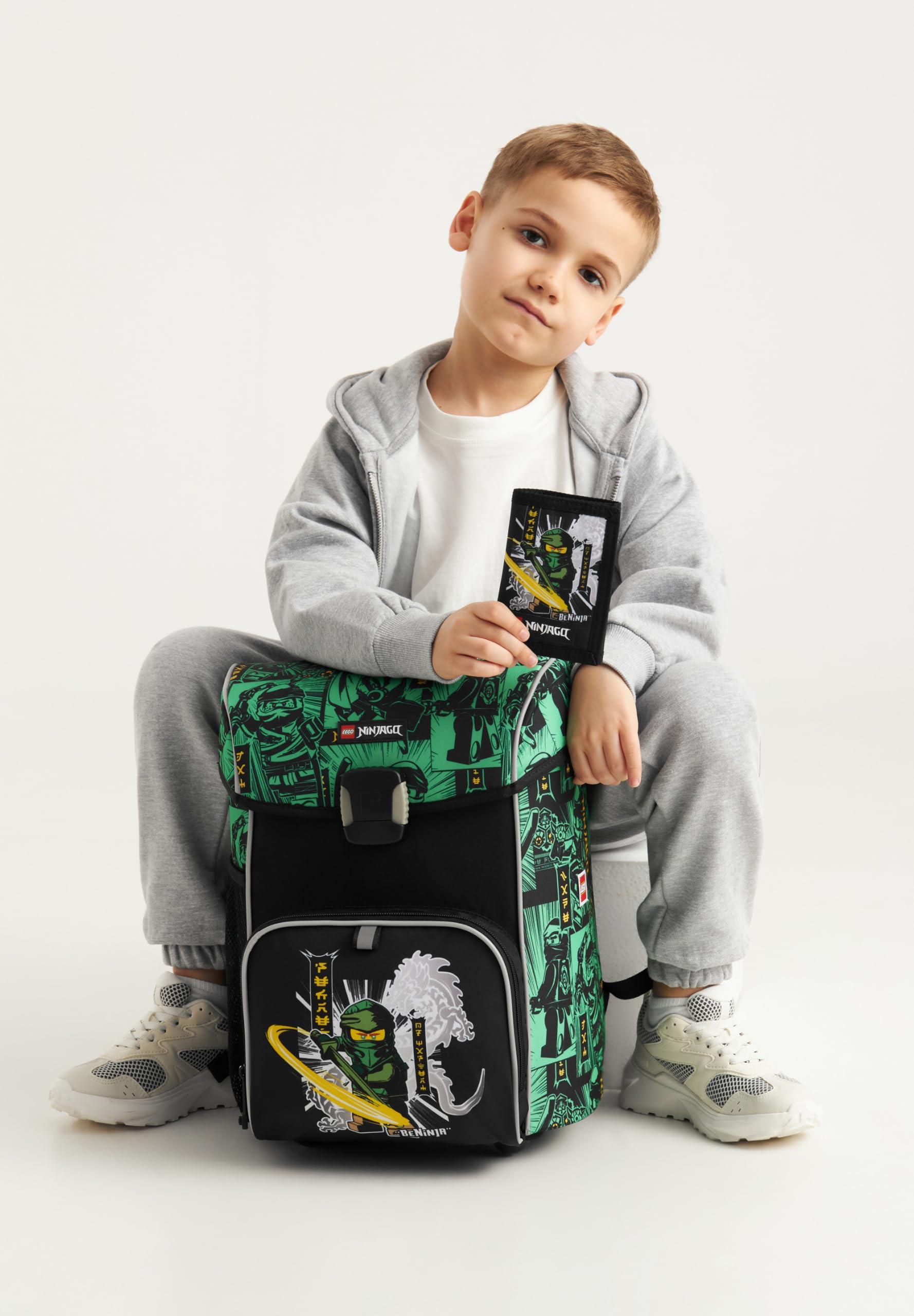 SKANDO BAGS LEGO® NINJAGO® Schulranzen Jungen 1. Klasse Set Green – 6-teilig LEGO NINJAGO Set mit Schulrucksack Jungen, Zusatzrucksack, Turnbeutel, Federmäppchen Junge, Geldbörse & Sporttasche