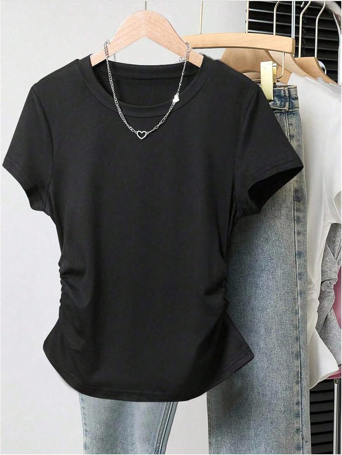 SOLY HUX Women's Short Sleeve Tops 6 Packs T Shirts Basic Tees Crew Neck Fitted Summer Undershirts - Image 4