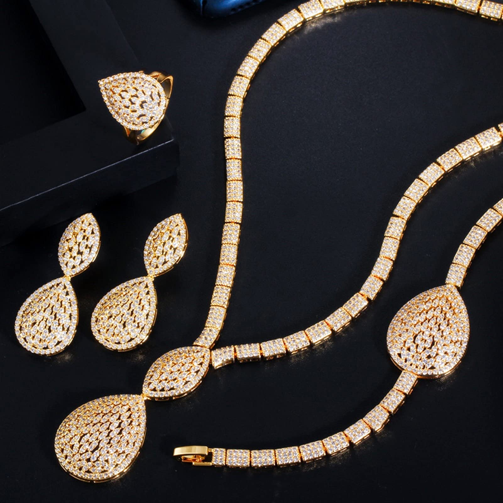 Schmuck Wassertropfen Frauen Party Ohrring Armband Ring Halskette 4 Stück Sets Gold Hochzeit Kostümschmuck