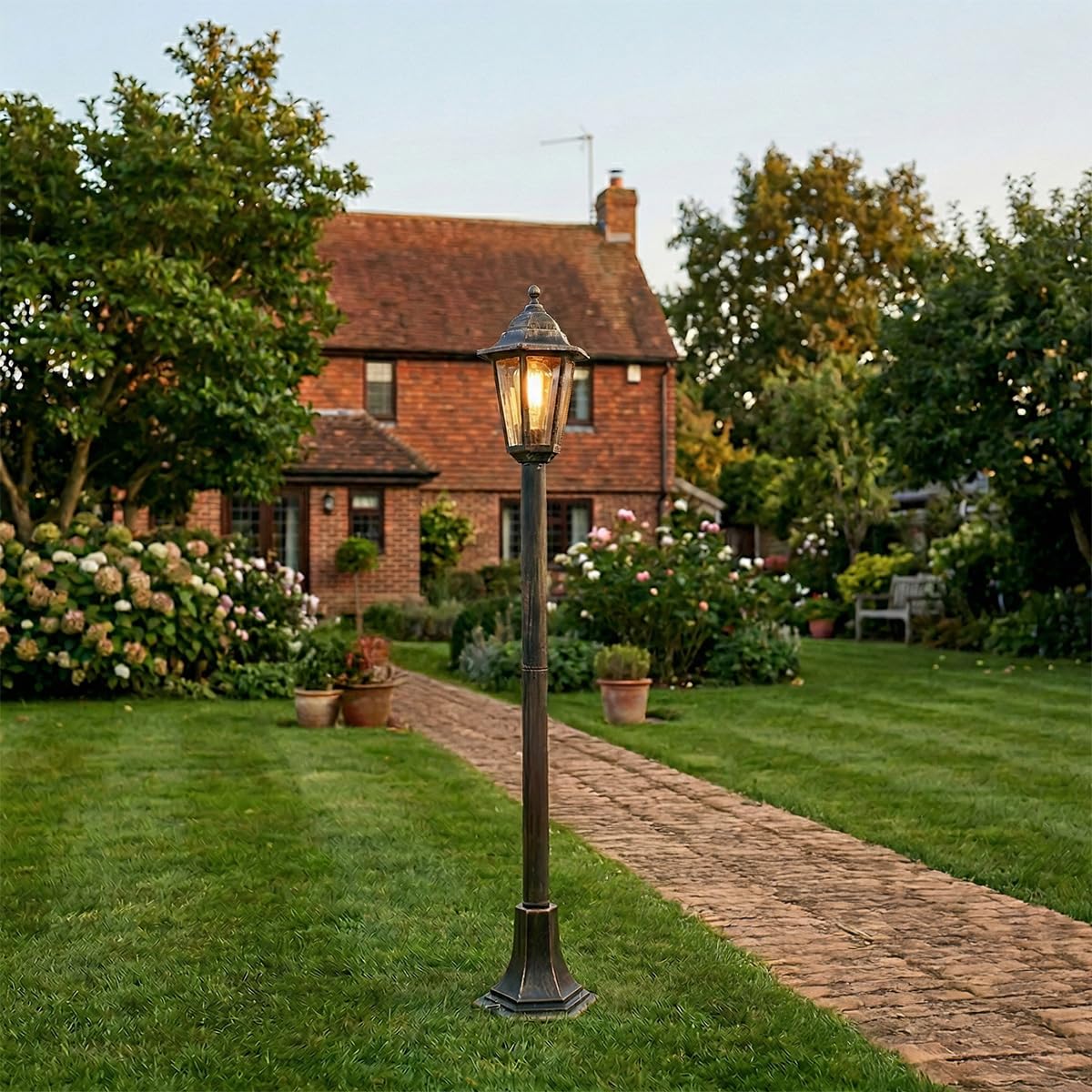 QAZQA new haven - Palo da giardino Classico - 1 luce - Ø 171 mm - Oro/Ottone - Design I Rustico - Illuminazione esterna