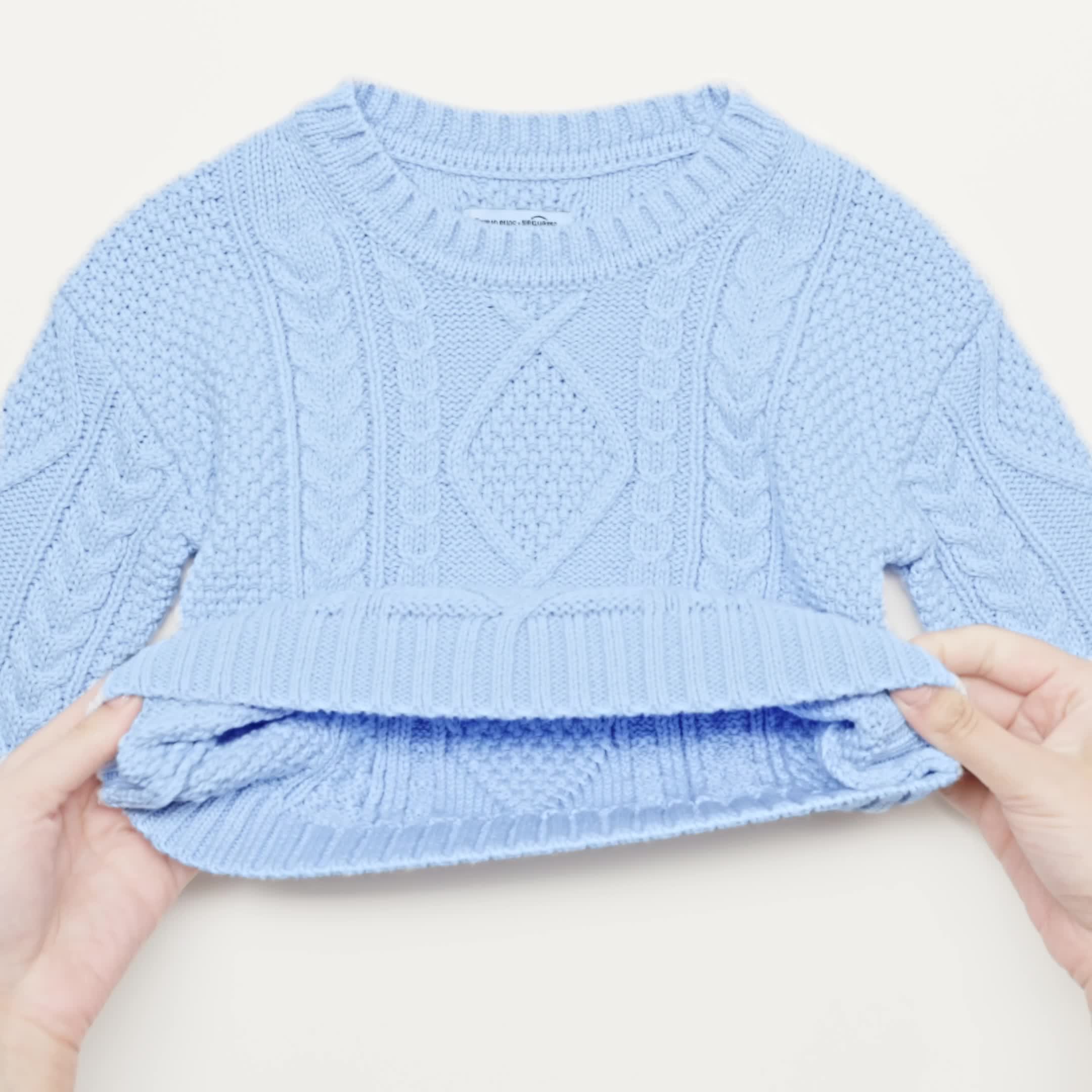 Pull Bébé Enfant Essentials X Sofia Grainge - Col Rond Torsadé, Coton Doux, Coupe Décontractée - Taille 12 Mois à 8 Ans