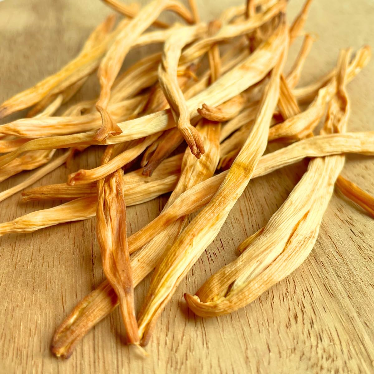 Amazon.co.jp: もりひさ屋 金針菜 100g 無漂白 無燻蒸 無着色 鉄分が