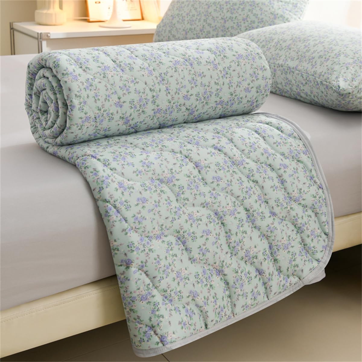 Odot Coverless Duvet Single Bedspreads Quilted 180x200cm, 4.5 Tog Lightweight Cosy Bed Duvet Double | Bedding Throw for All Seasons Summer Comforter -Florals