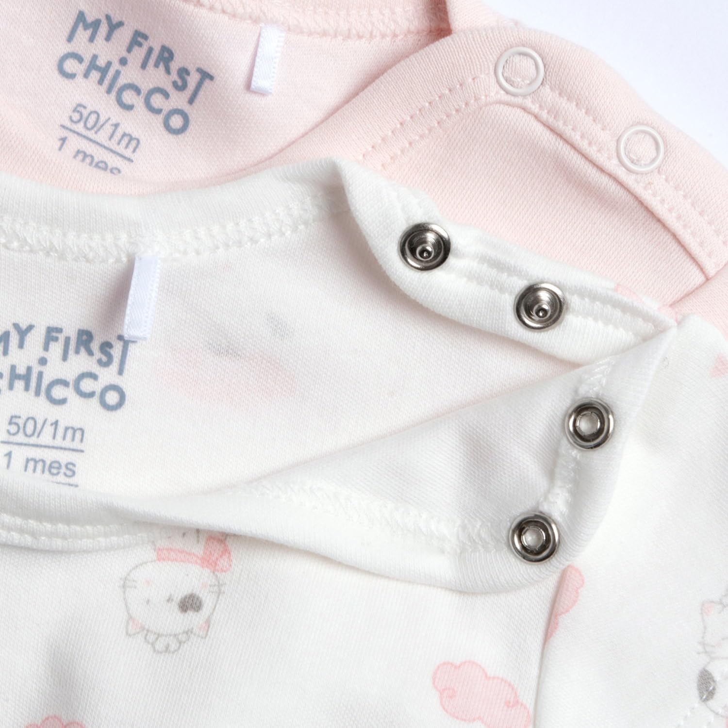 Chicco, Body Neonato Manica Corta, con Comoda Apertura Entrogamba con Bottoncini, in Morbido Tessuto, Lavabile in Lavatrice, Abbigliamento Neonato/Neonata 0-24 Mesi, Idea Regalo Nascita