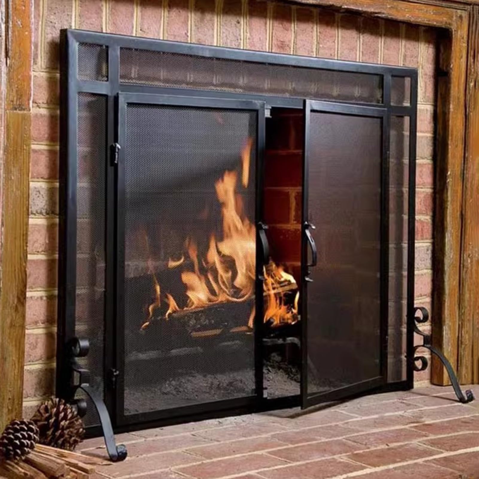 Salvachispas Chimenea Mampara de Chimenea Negra con Puertas y Tiradores, Puerta Cortafuegos Segura de 103 x 80cm, Panel de Protección Interior y Exterior para Chimenea, Barrera Cortafuegos de Metal