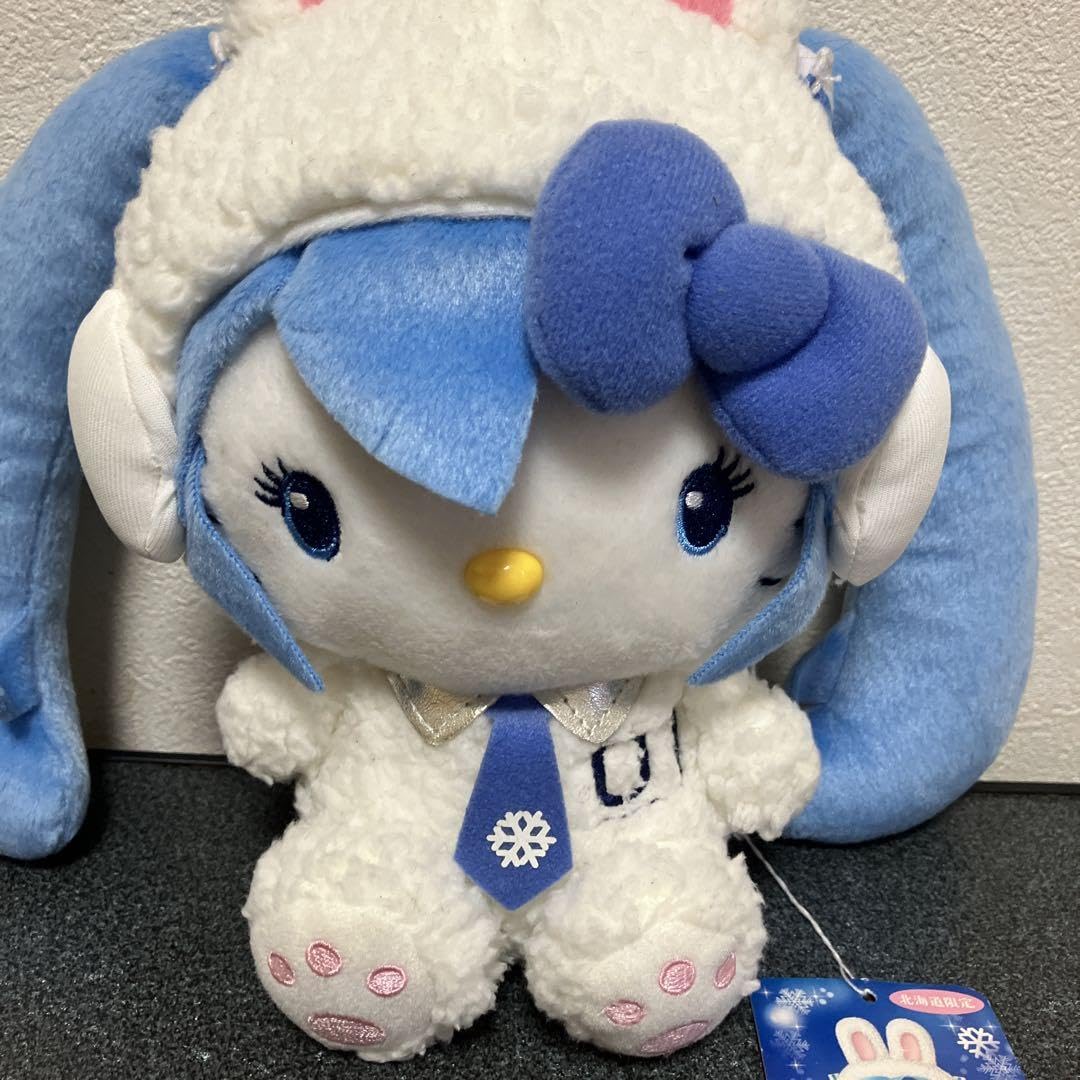 Amazon.co.jp: 雪 snow miku ハローキティコラボ ぬいぐるみ 雪ミク