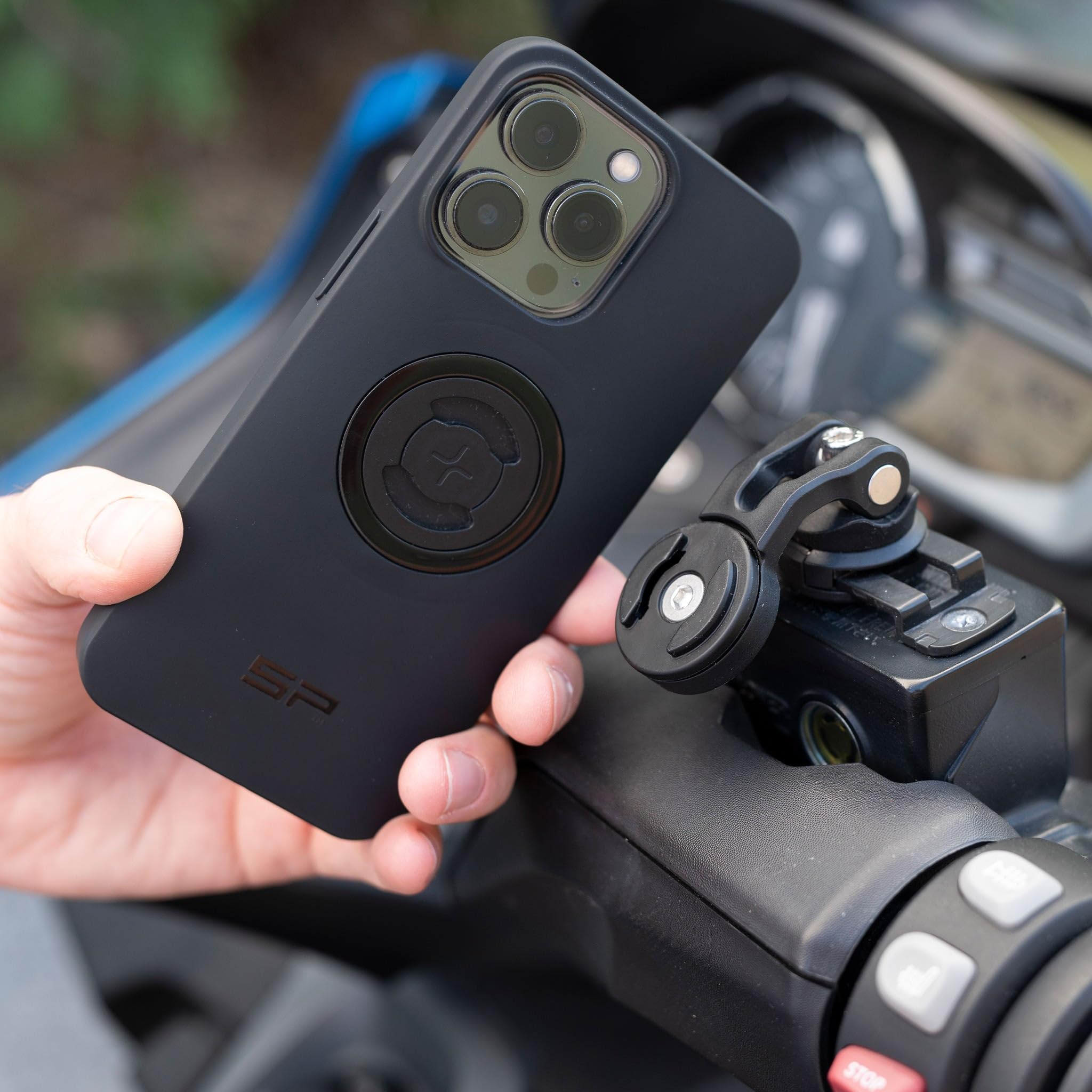 SP CONNECT Brake Mount | SPC+ | Supporto Smartphone per Serbatoio Liquido Freni