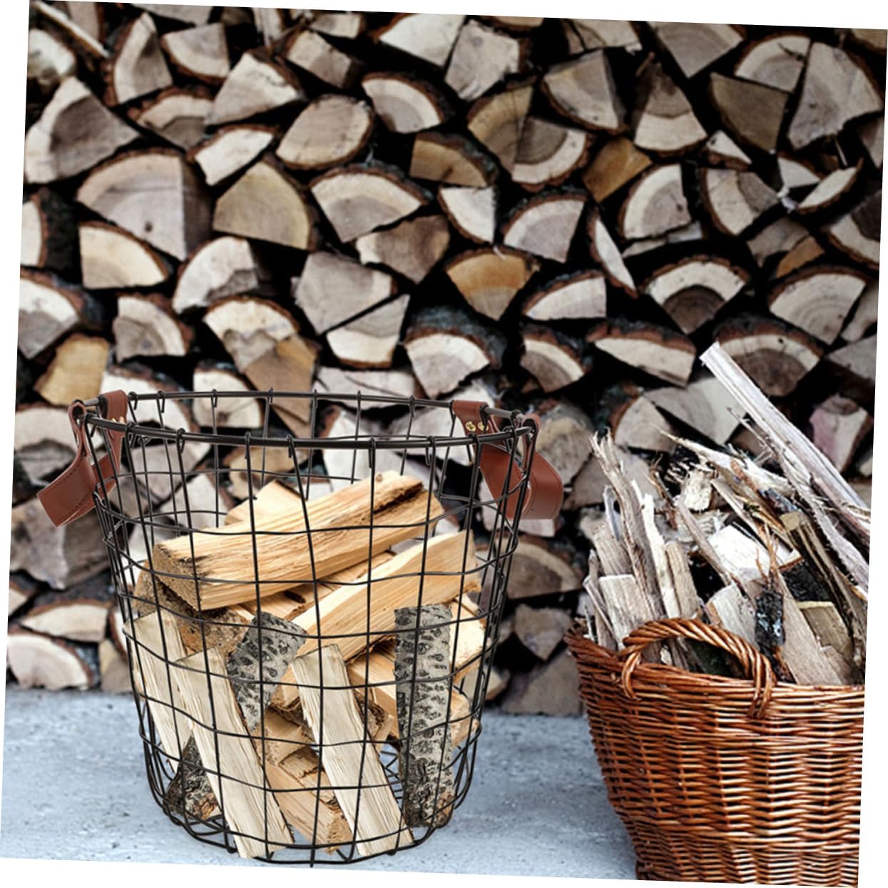 YARNOW Round Metal Firewood Storage Basket with Handle Rustic Iron Firewood Holder for Camping and BBQ Farmhouse Style Wood Storage Bin