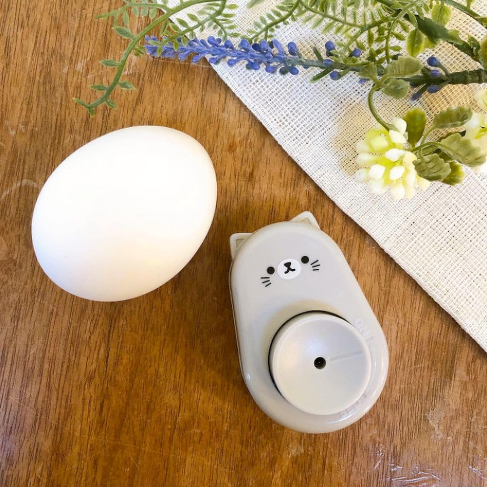 Amazon｜【ゆで卵のカラが ツルッとむける】 たまごの穴あけ器