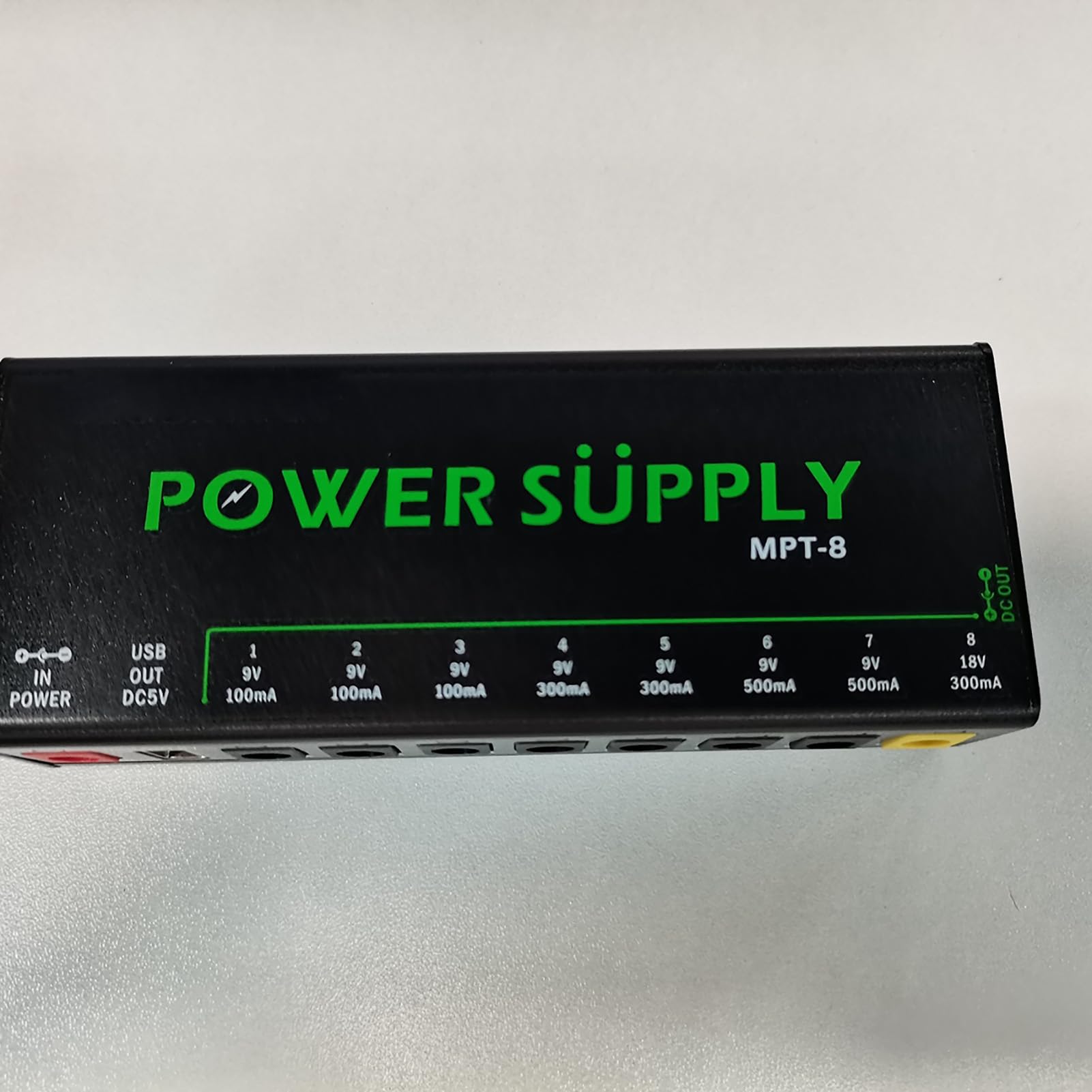 HUIOP Alimentatore per Pedali per Chitarra a 8 canali con Protezione Indipendente dai cortocircuiti Indicatore di Alimentazione a LED Alimentazione per Pedali per Effetti a Pedale per Chitarra