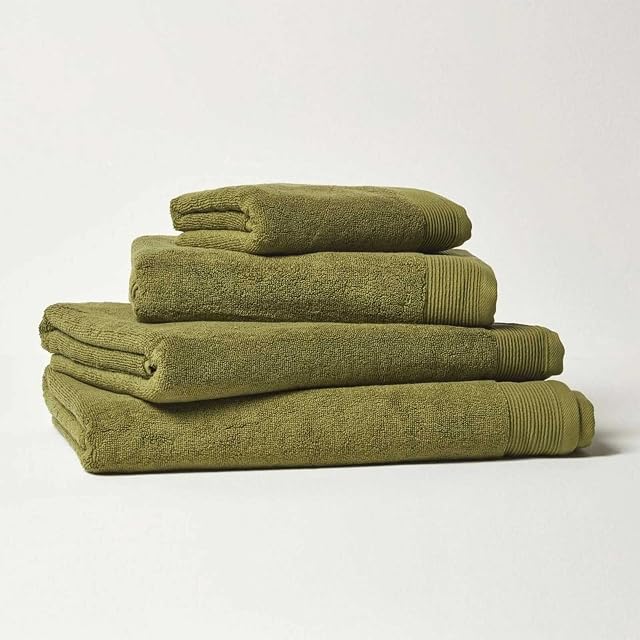 HOMESCAPES Moss Green Hand Towel 700 GSM Combed 100% Egyptian Cotton Towel 50 x 90 cm