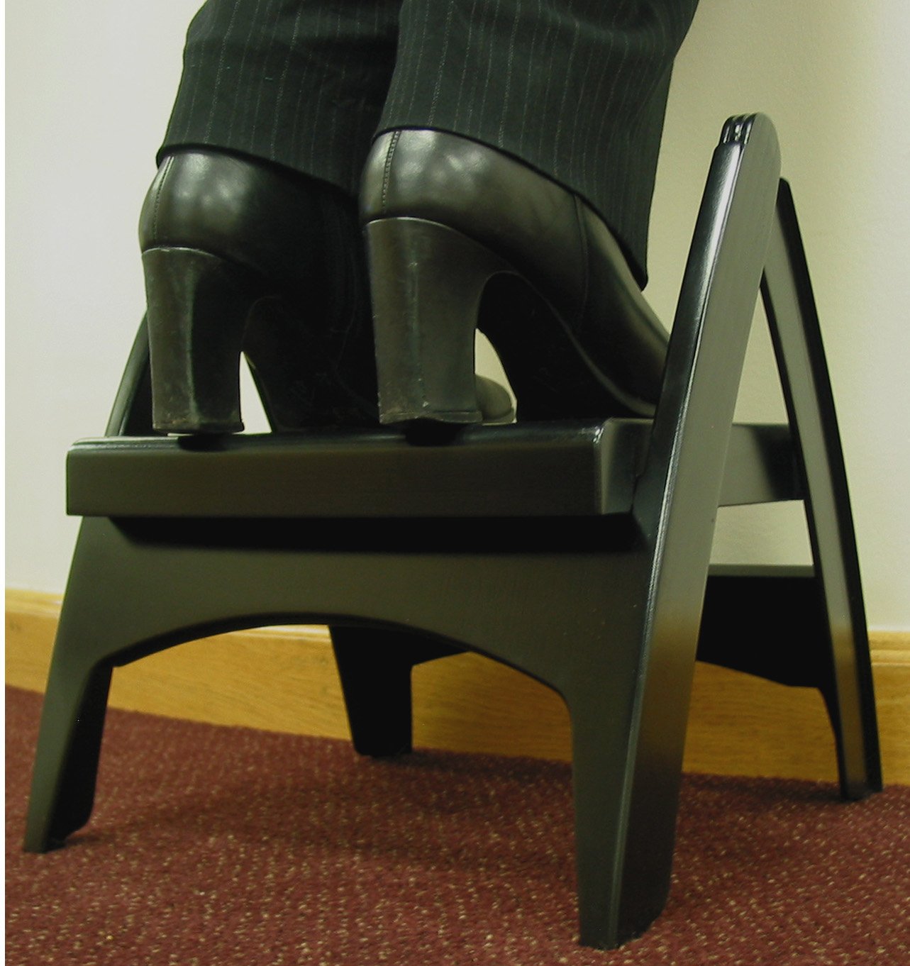 Adams Manufacturing 8530-02-3731 Quik-Fold Step Stool, Black