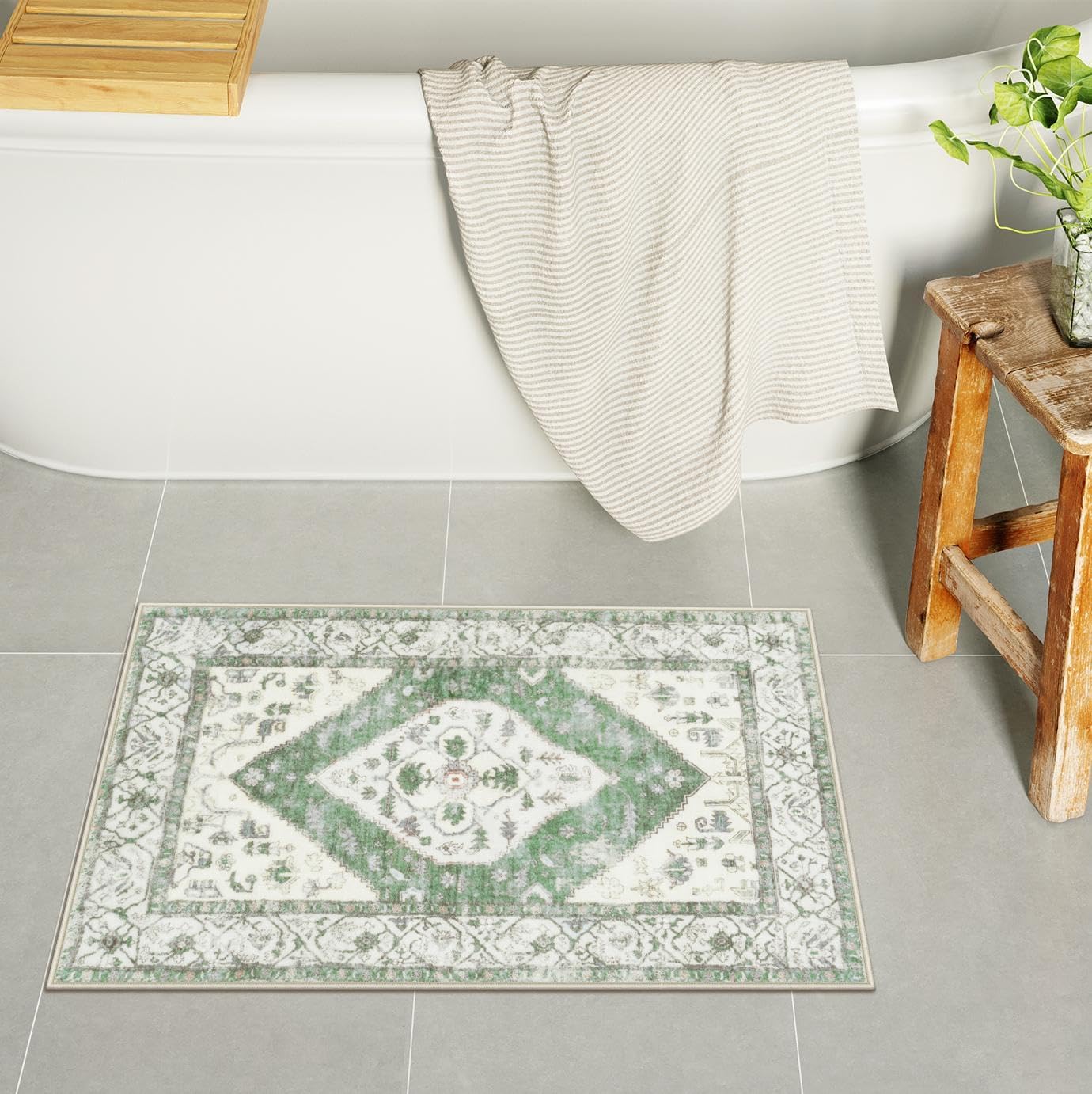 Uphome Green Bathroom Rug Boho Tribal Bathroom Mats Oriental Luxury Soft Machine Washable Bath Mat Non-Slip Traditional Distressed Toilet Rug for Shower Sink Vanity, 18x26 inch