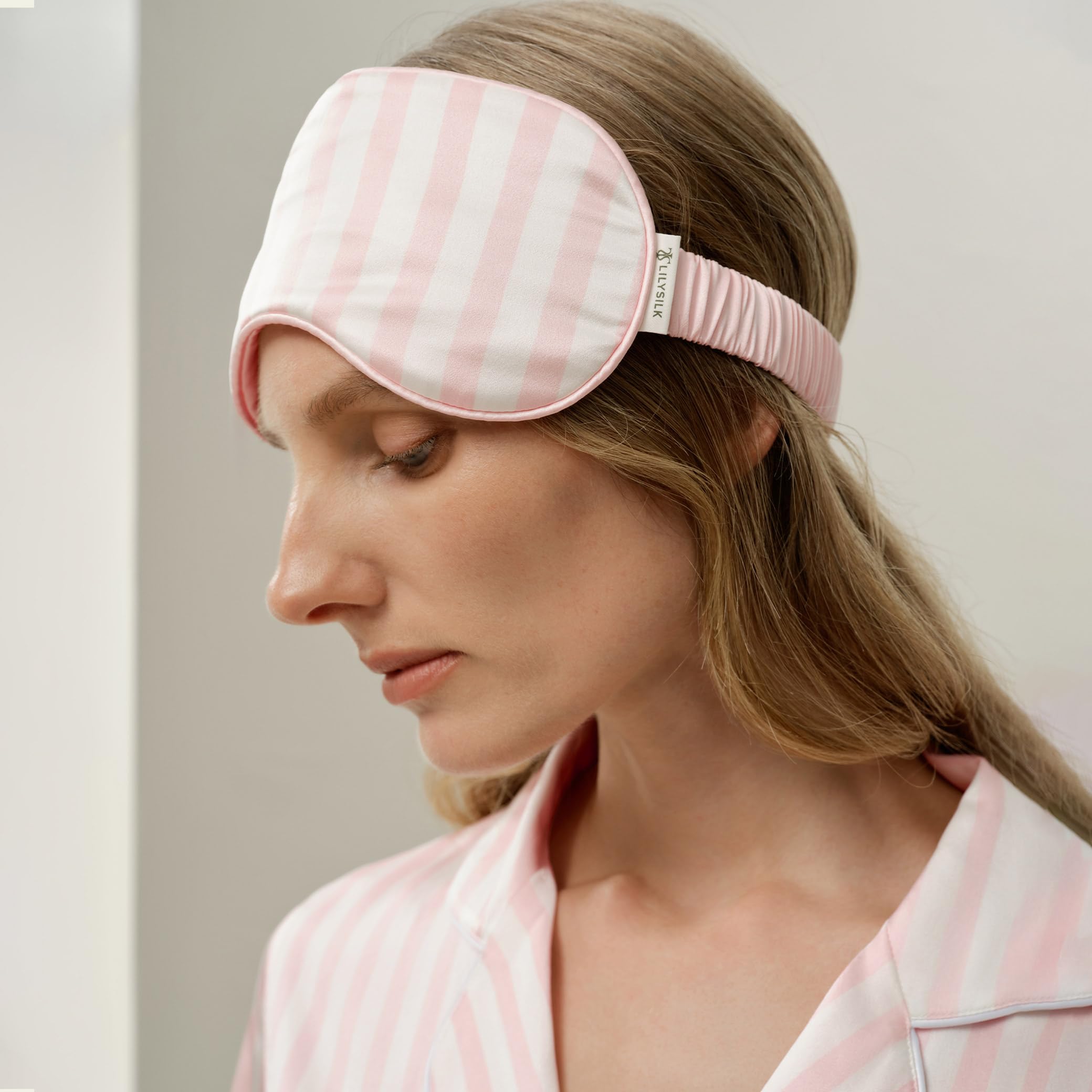 LILYSILK 100% Seiden Streifen Schlafmaske in Valentinszeit Reine Seiden Weiche Schlafbrille Lichtblocker für Reisen Nickerchen, Hellrosa & Weiß Gestreift