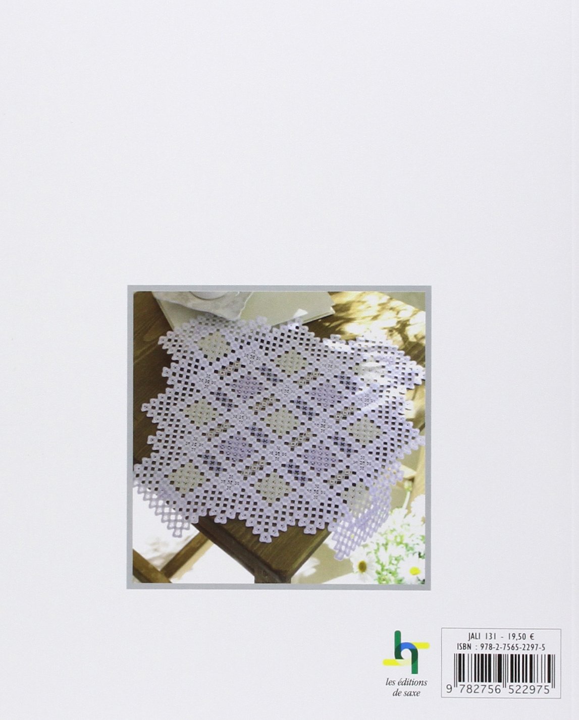 DELICATE BRODERIE HARDANGER