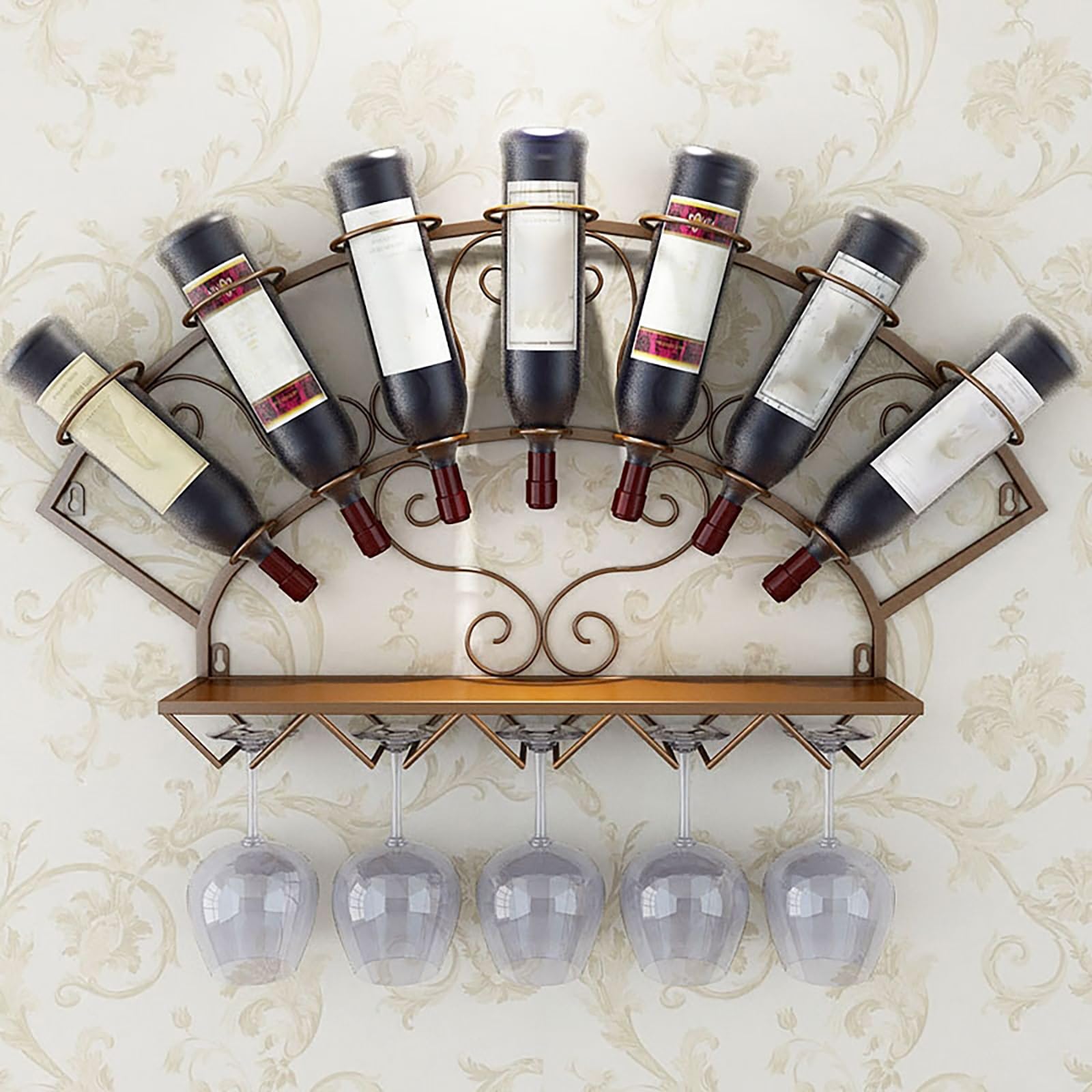 Étagères flottantes pour bouteille de vin dans une cuisine moderne