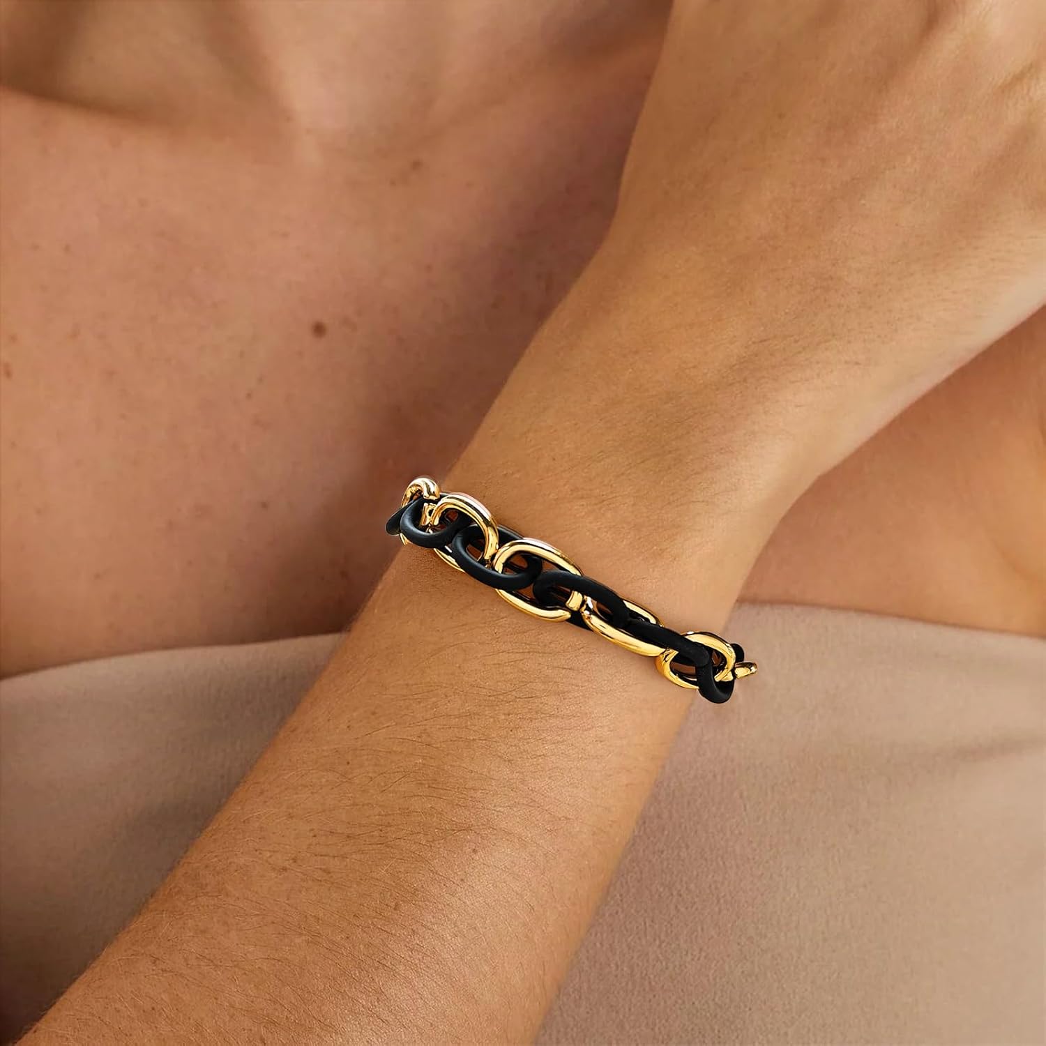 LILIE&WHITE Gold Bracelet for Women, Stylish Ladies Gold Bracelet with Link Design, Trendy Womens Bracelets for Casual and Formal Wear image 4