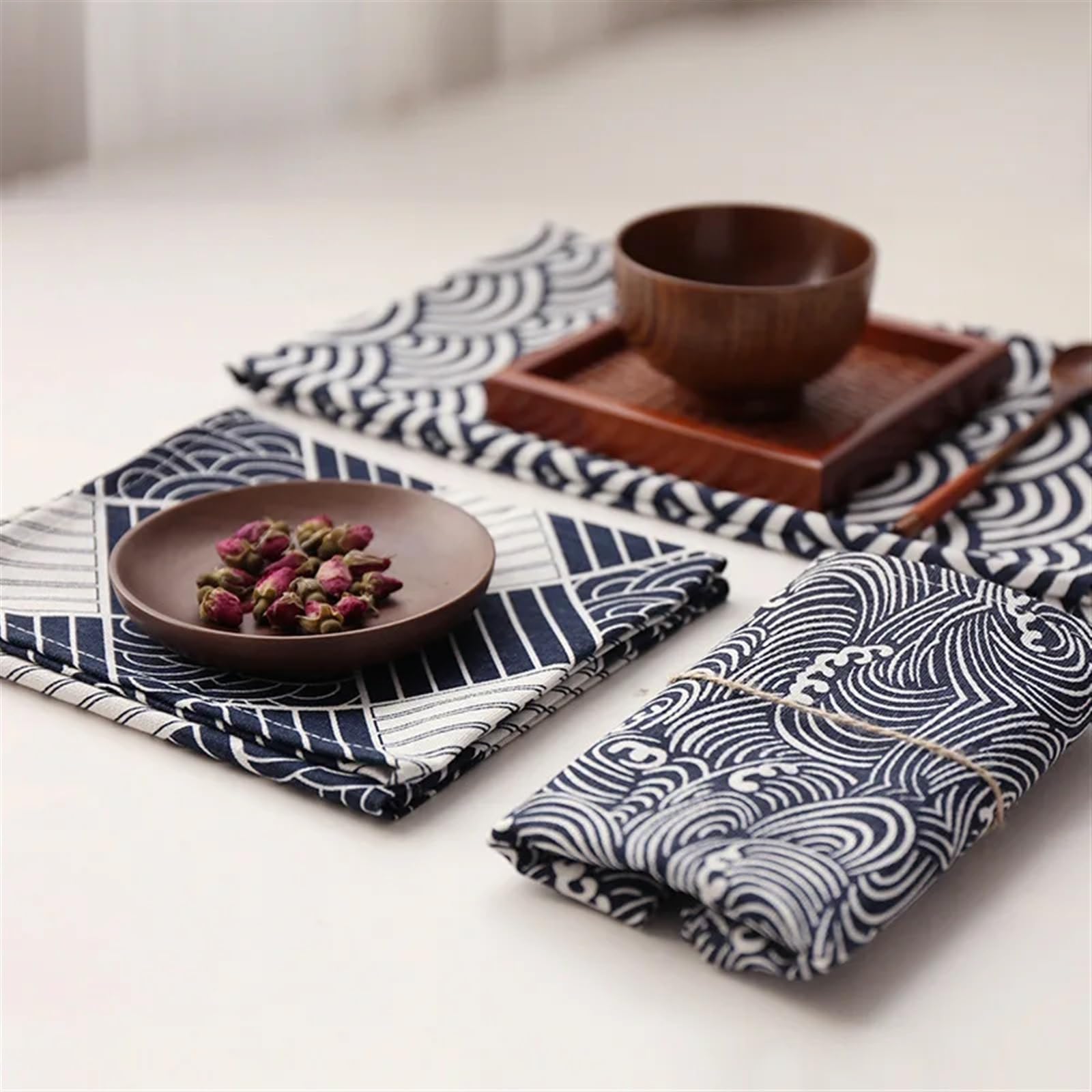 Servilletas de Tela Juego de 4 servilletas de 30 x 45 cm, manteles individuales de tela de lino y algodón con estampado de conchas for decoración de mesas de comedor, salas de estar y restaurantes par