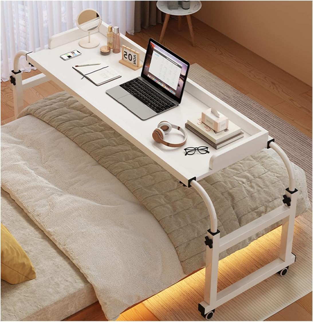 Bureau de lit au-dessus du lit pour travailler et dîner chez soi